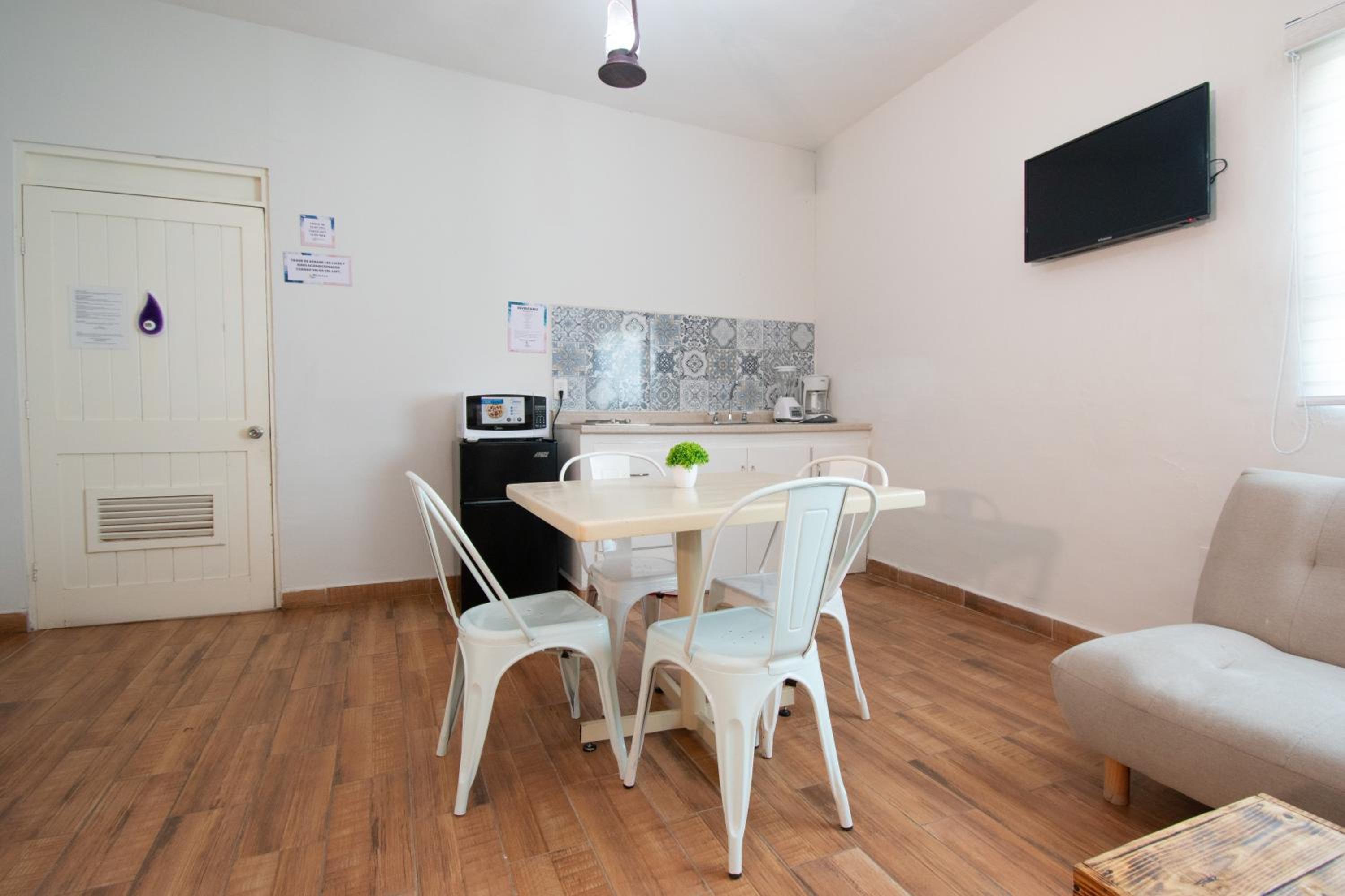 One-Bedroom Apartment - Photo 22
