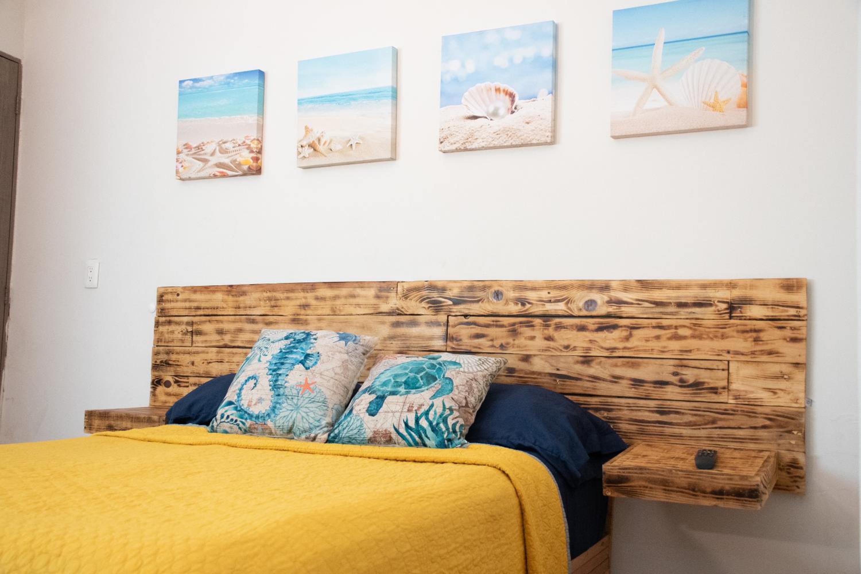 One-Bedroom Apartment - Photo 28