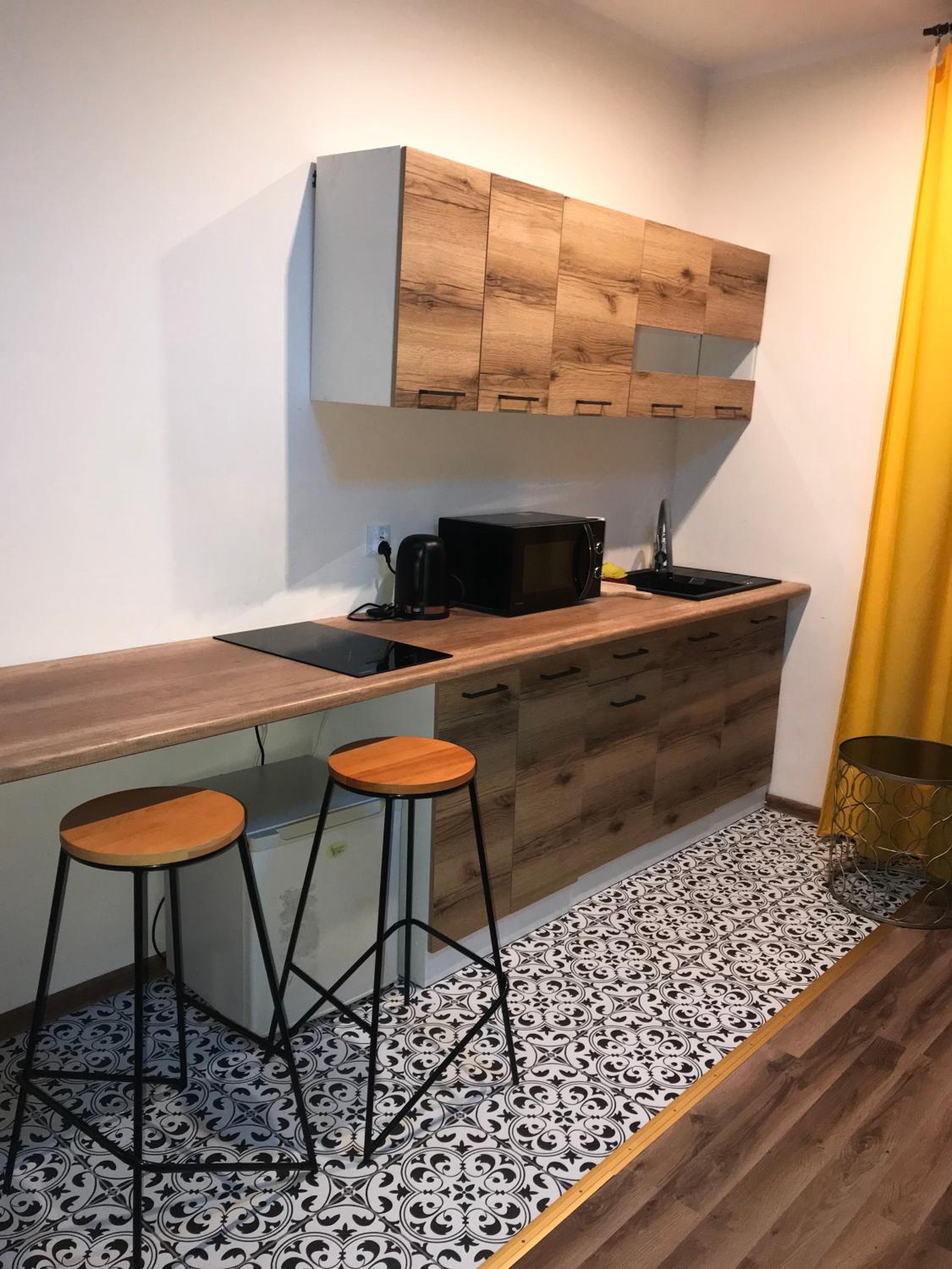 Studio Apartment - Photo 18