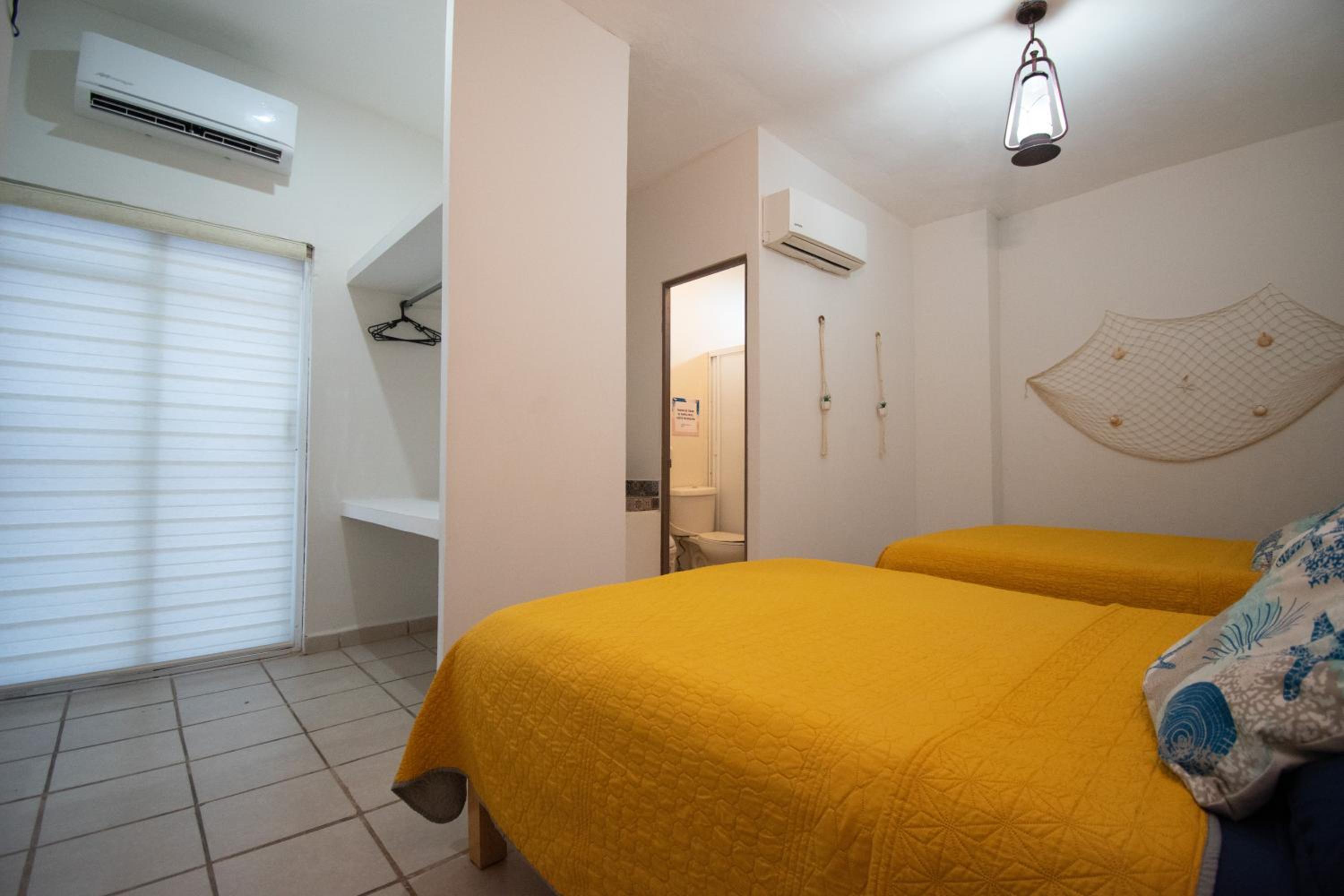 Apartment - Photo 2