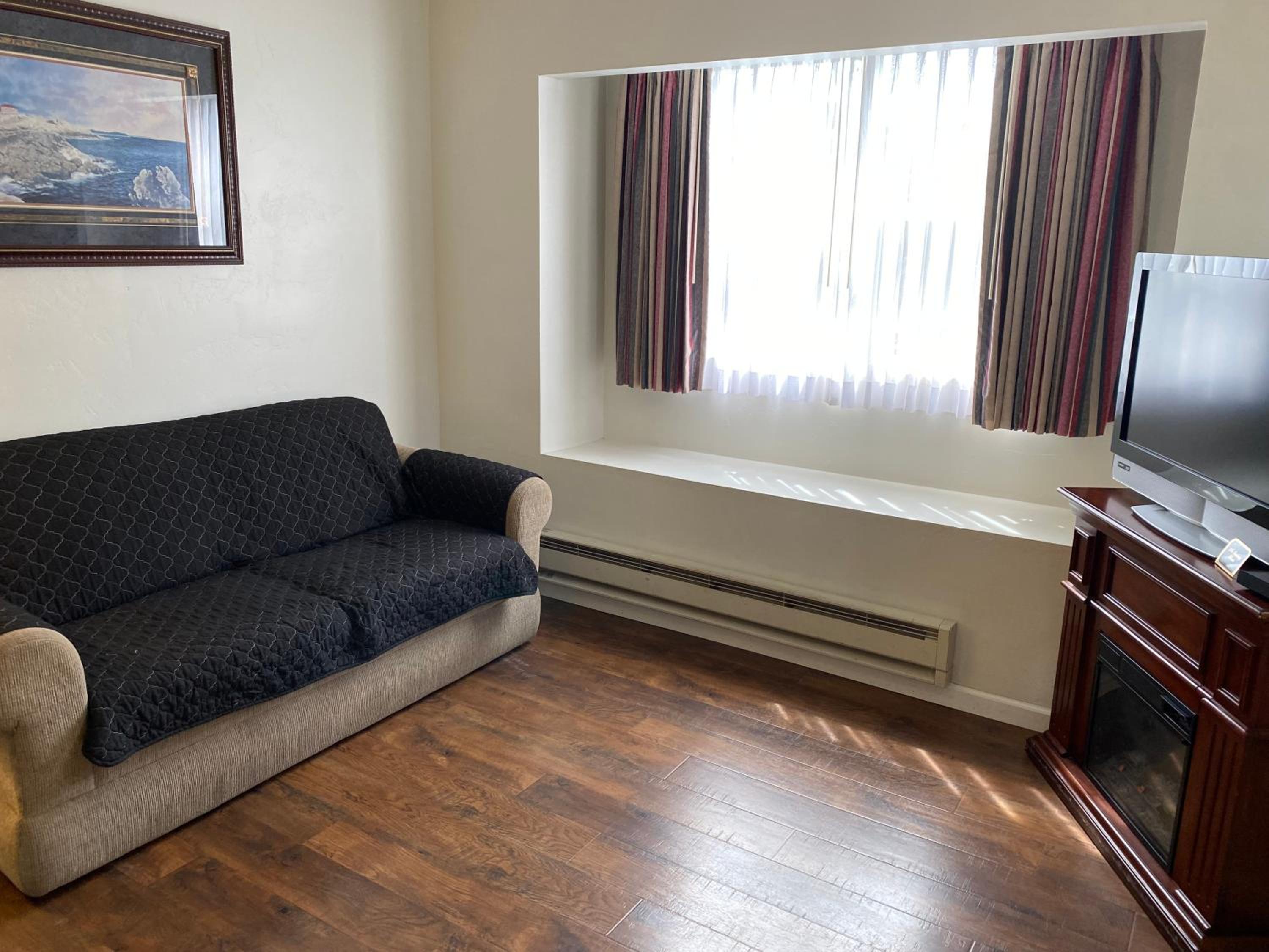 Queen Suite photo 3