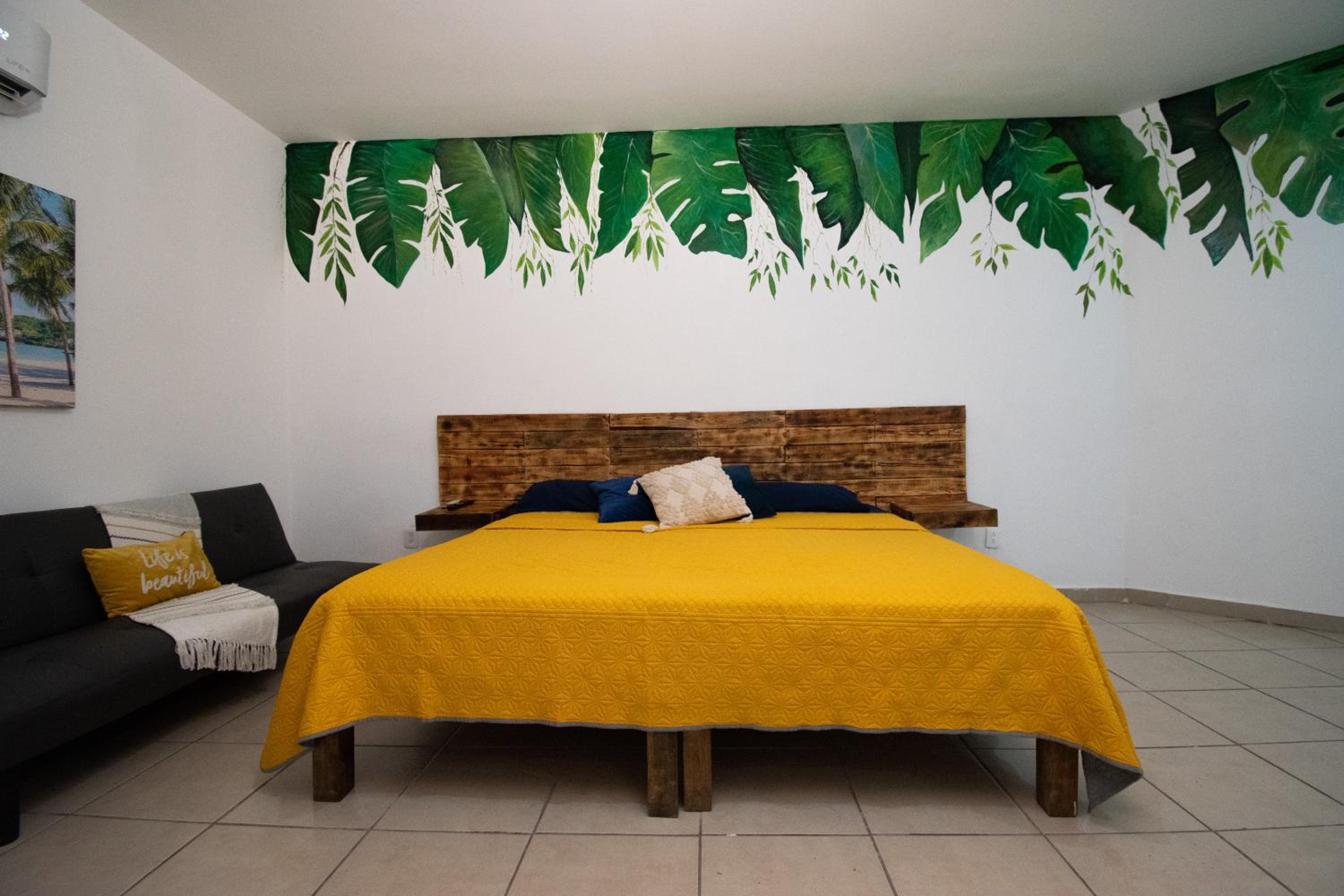 Classic Triple Room - Photo 12
