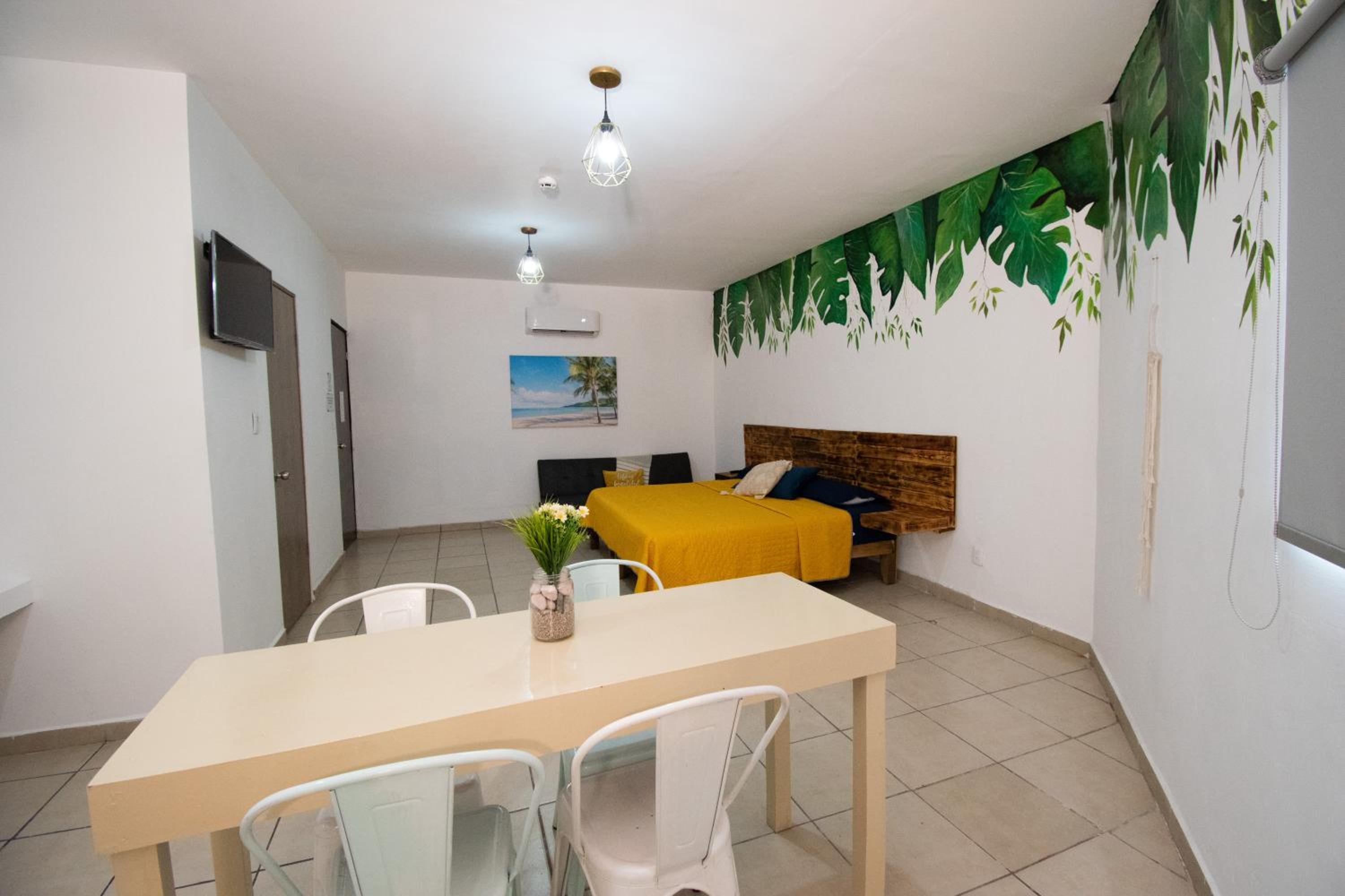 Classic Triple Room - Photo 10