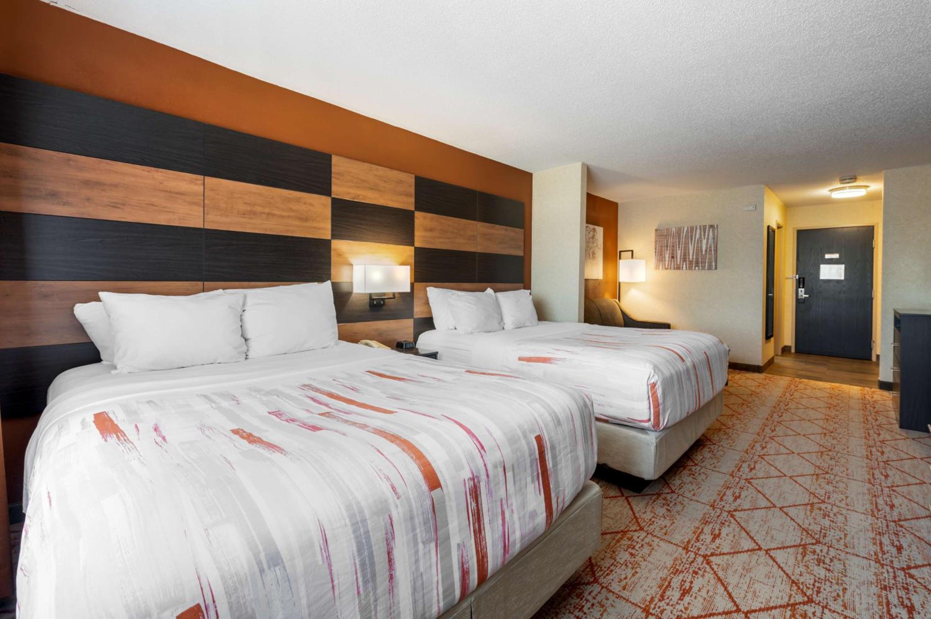 Queen Room with Two Queen Beds and Sofa Bed - Photo 1