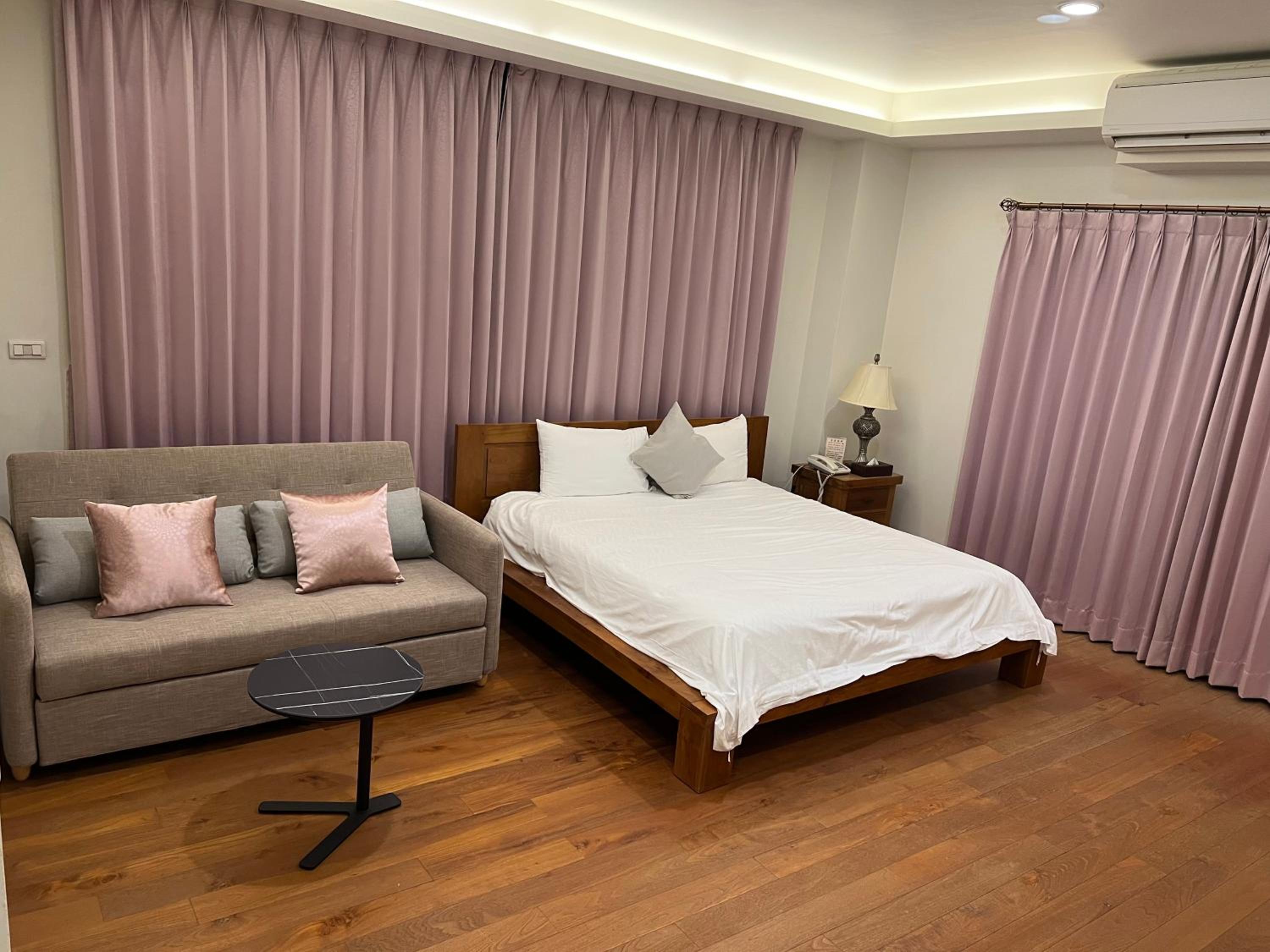 Superior Queen Room photo 1