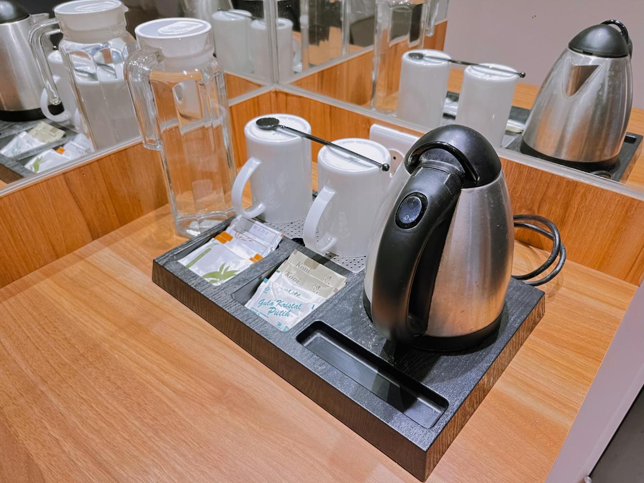 Two Night Stay at Deluxe Room with Free Beer - Photo 8