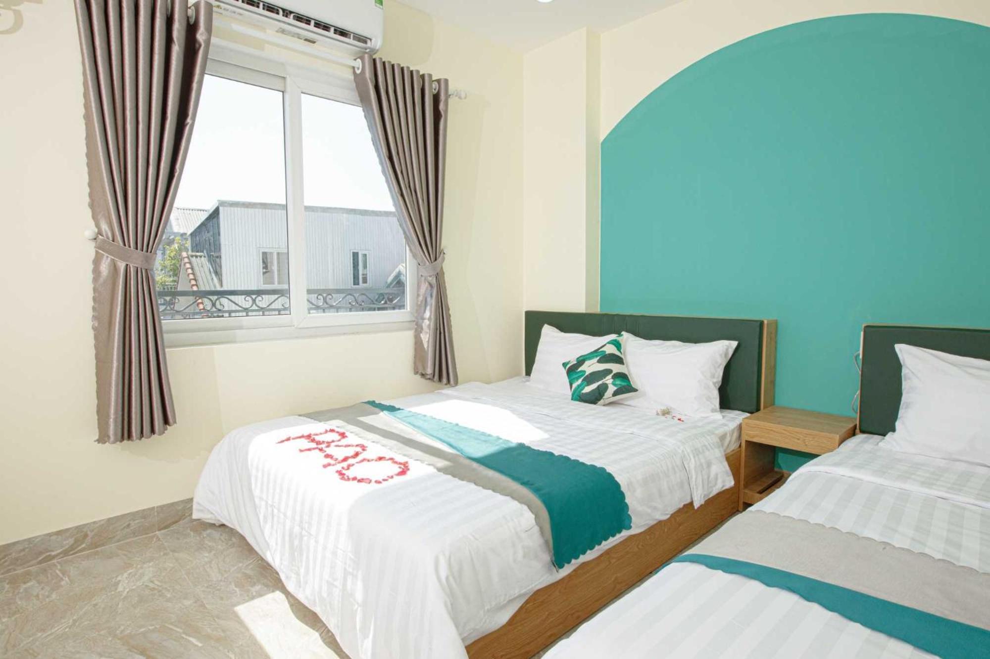Deluxe Double or Twin Room - Photo 2
