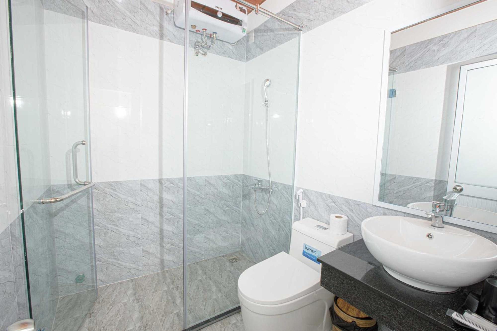 Deluxe Double or Twin Room - Photo 6