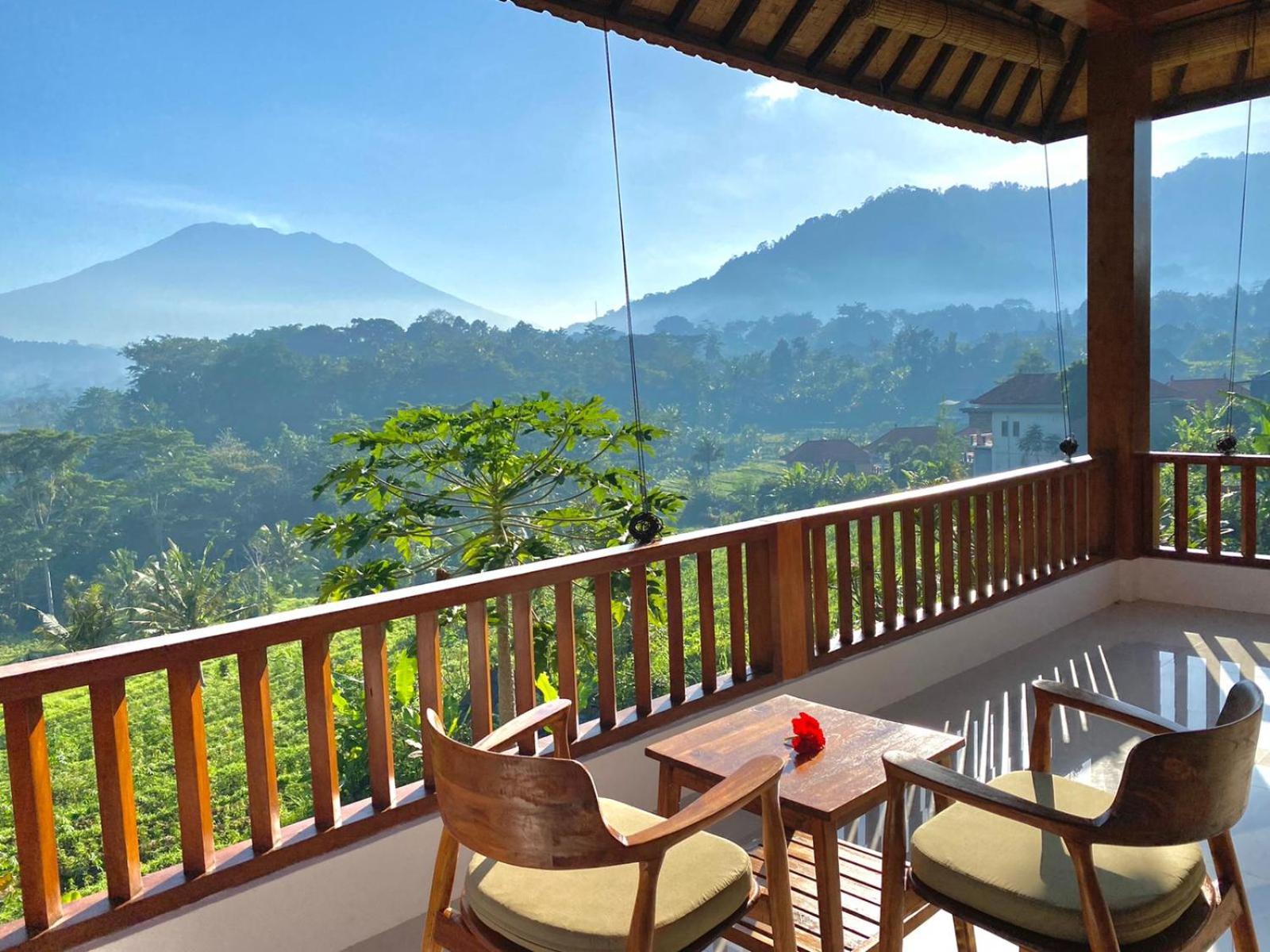Deluxe Double Room with Balcony photo 3