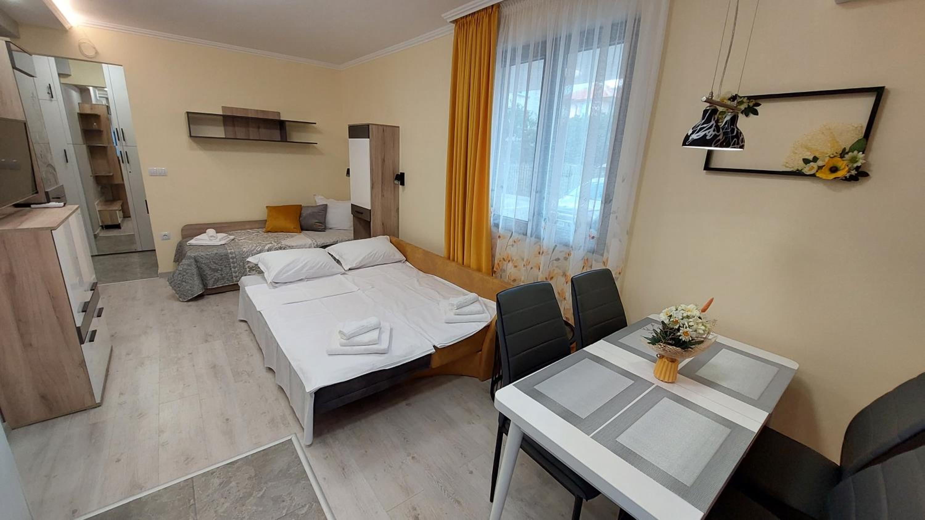 Studio Apartment photo 3