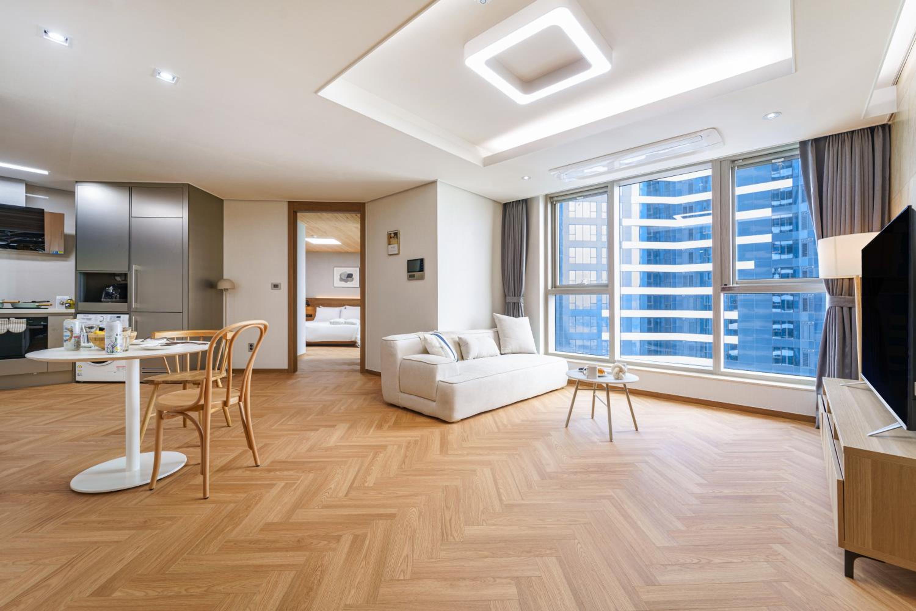 Premier suite G Connecting photo 1