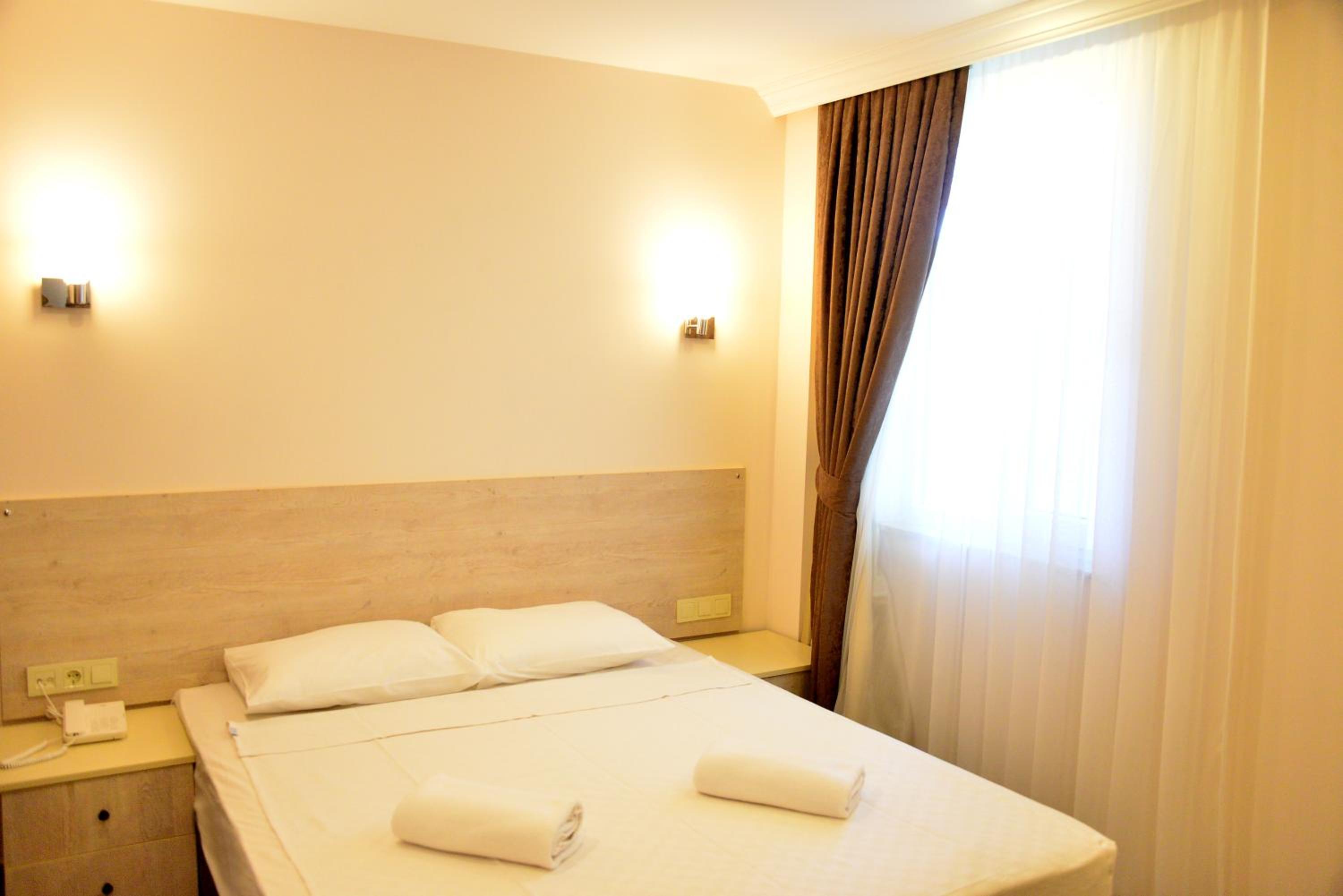 Economy Double Room - Photo 4