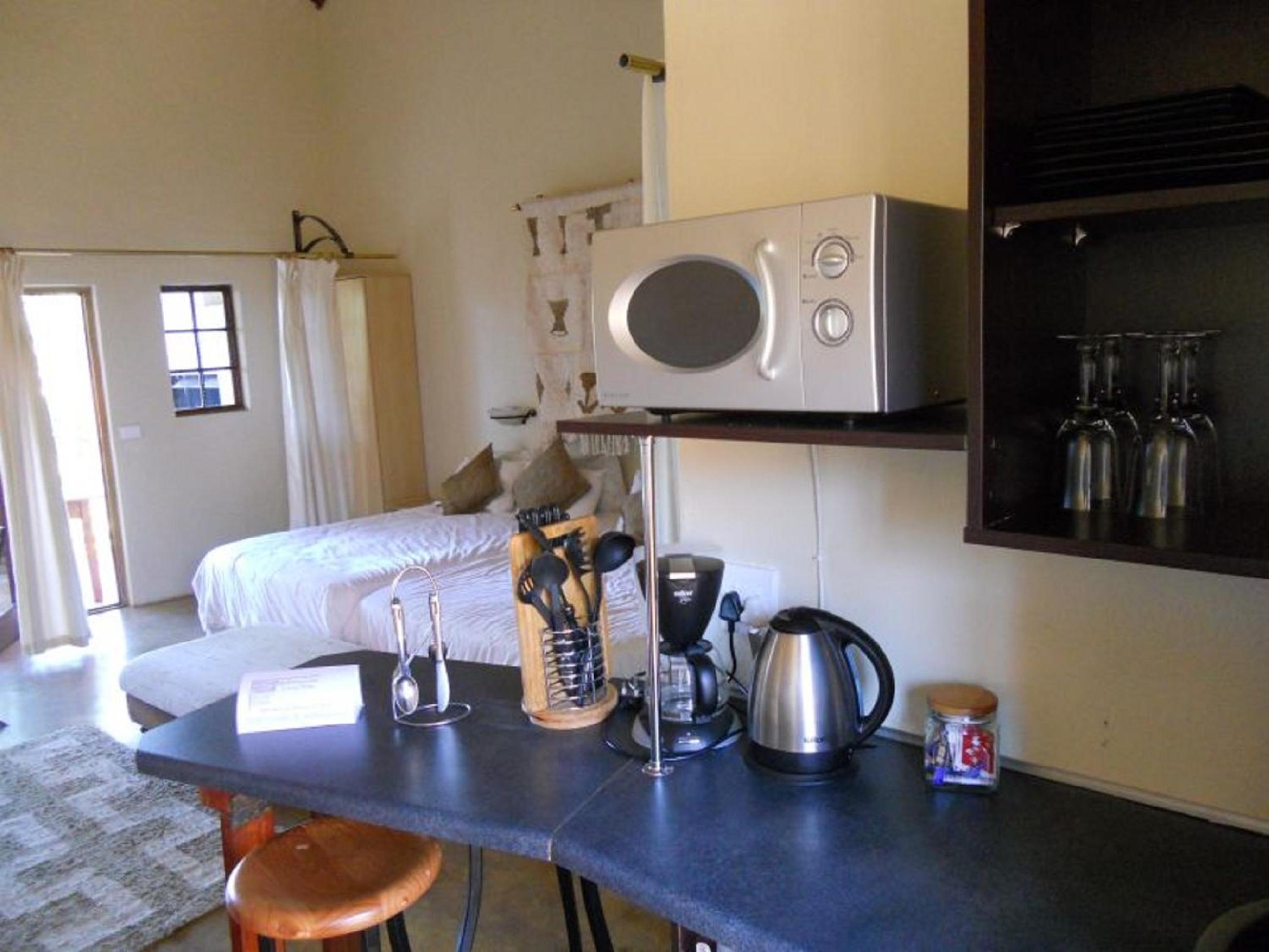Suite - Photo 8