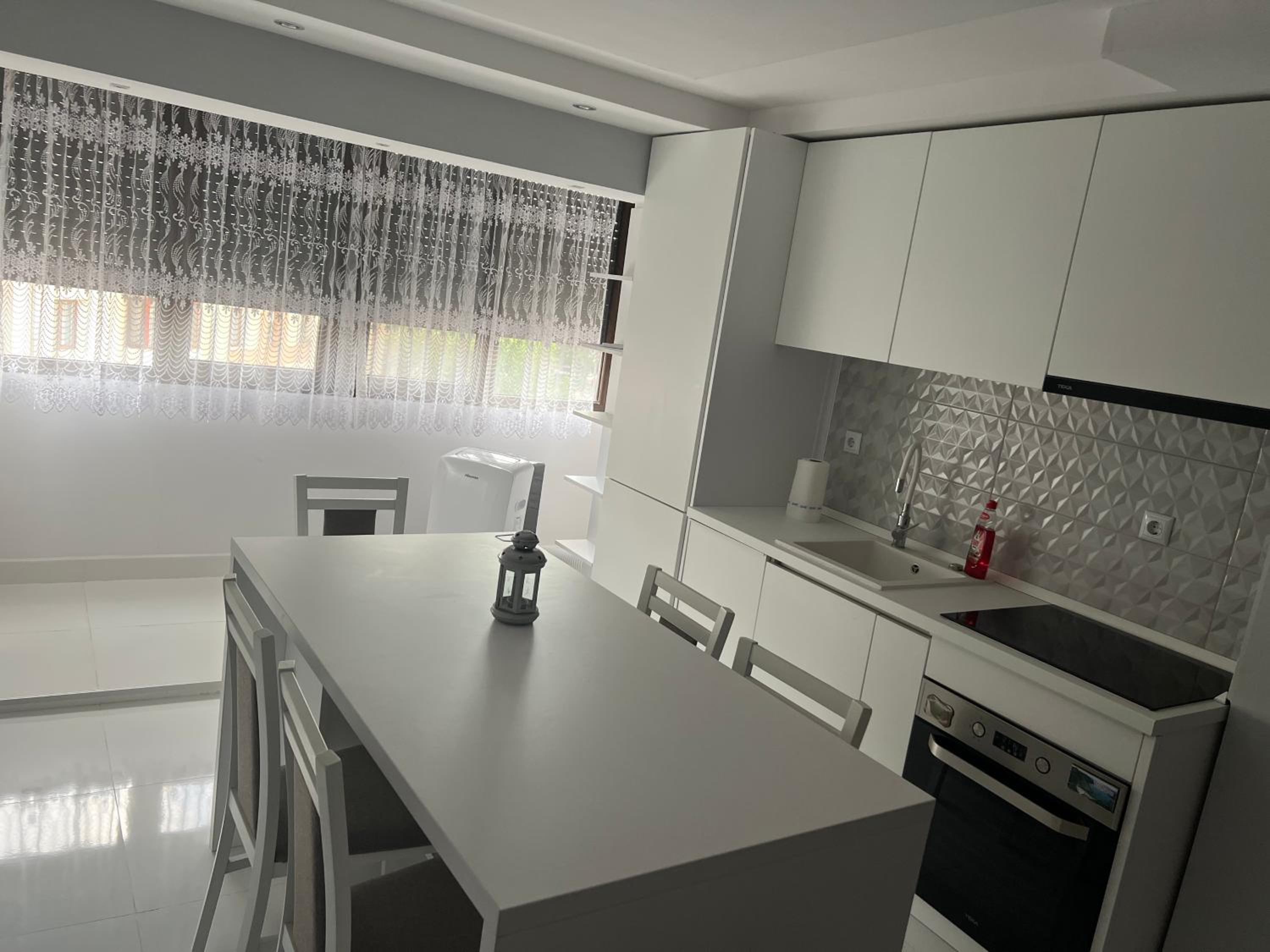 Apartment - Photo 3