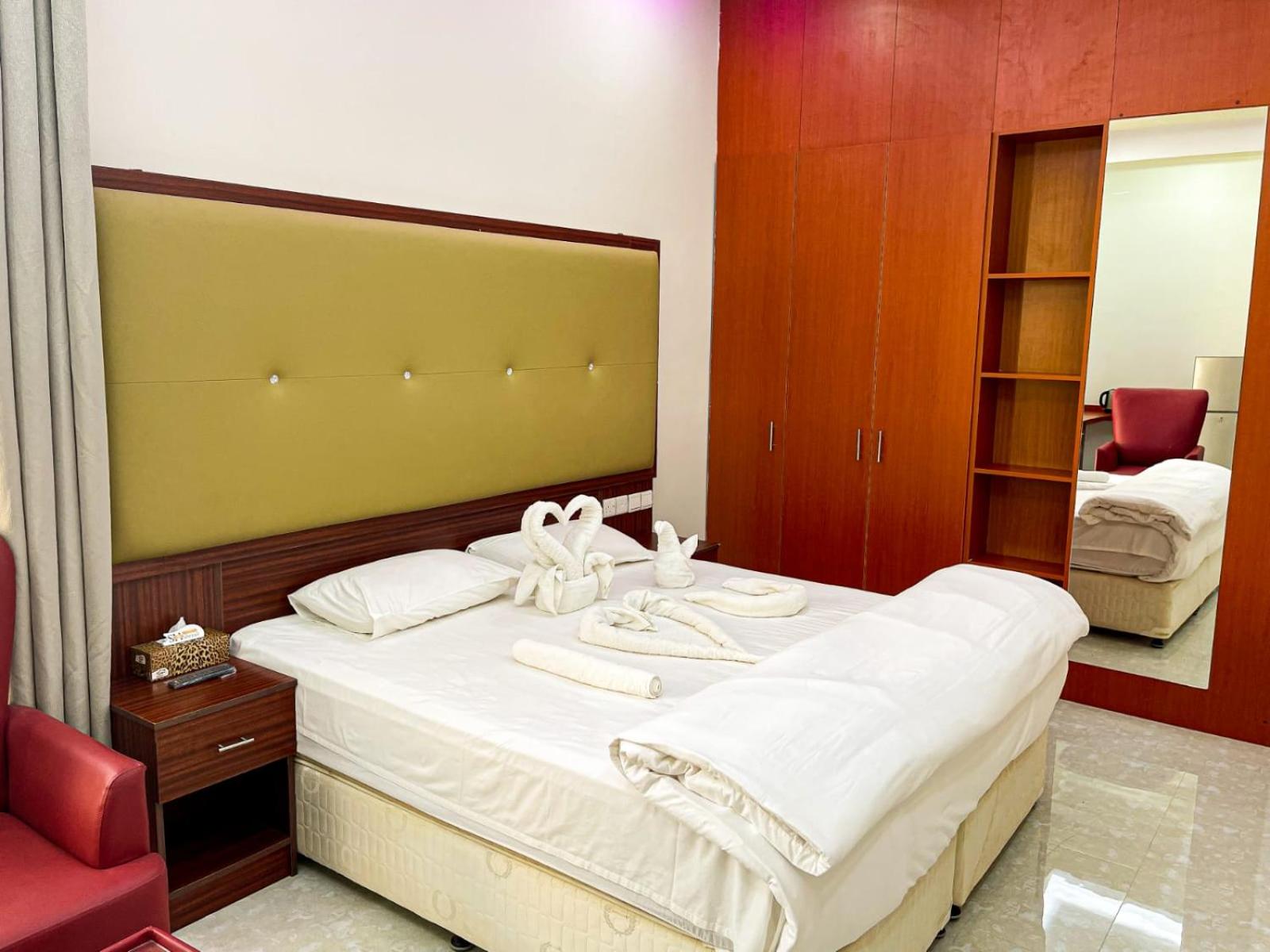 King Room with Mountain View photo 2