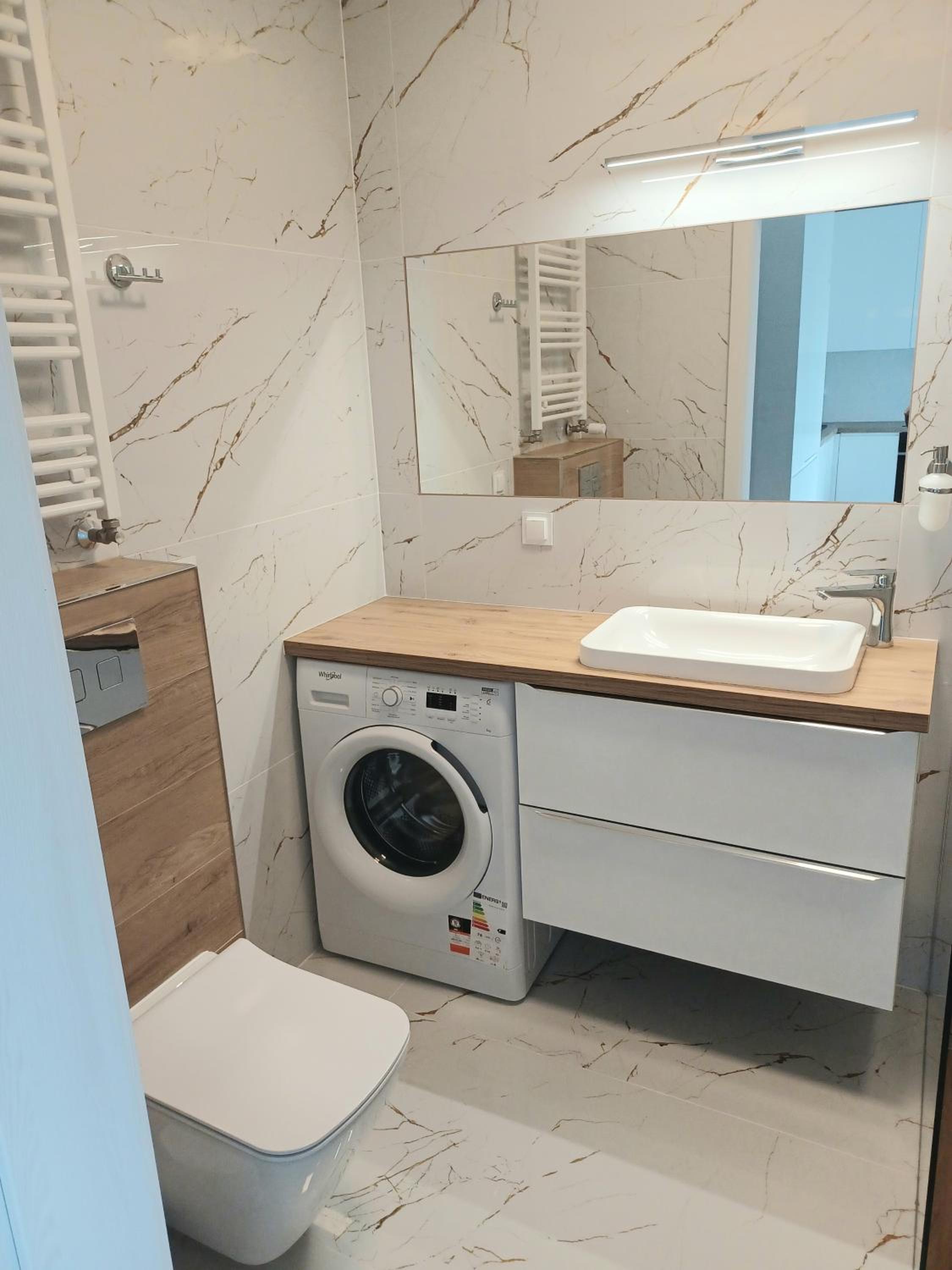 One-Bedroom Apartment - Photo 15
