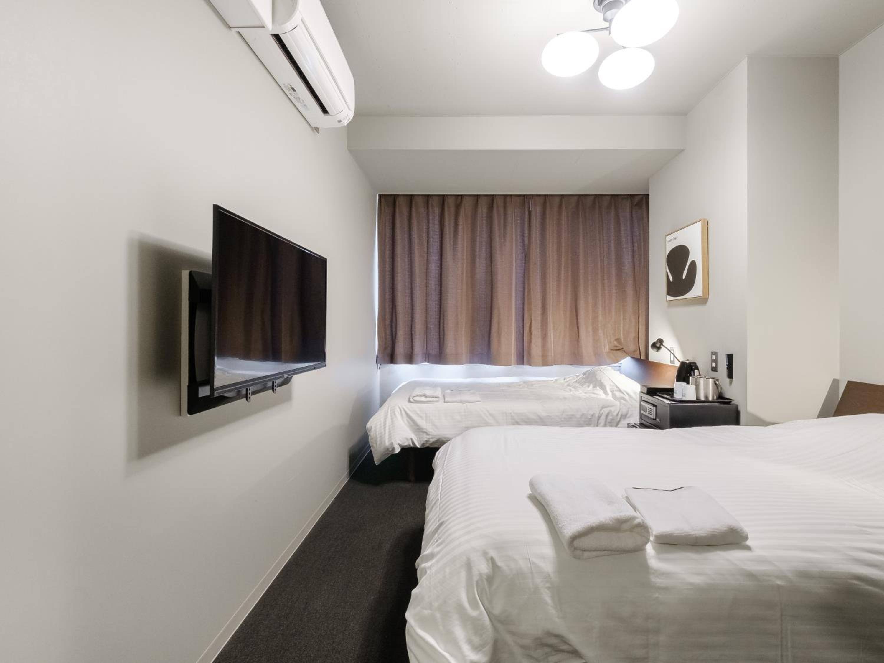 Standard Twin Room with Bicycle with Electric Assist  - Photo 1