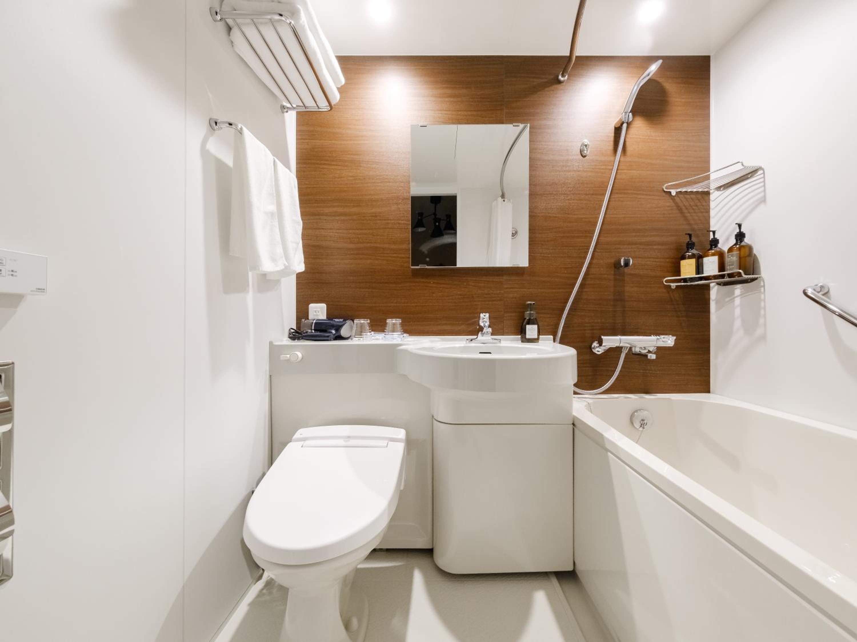 Moderate Twin Room B - Photo 2