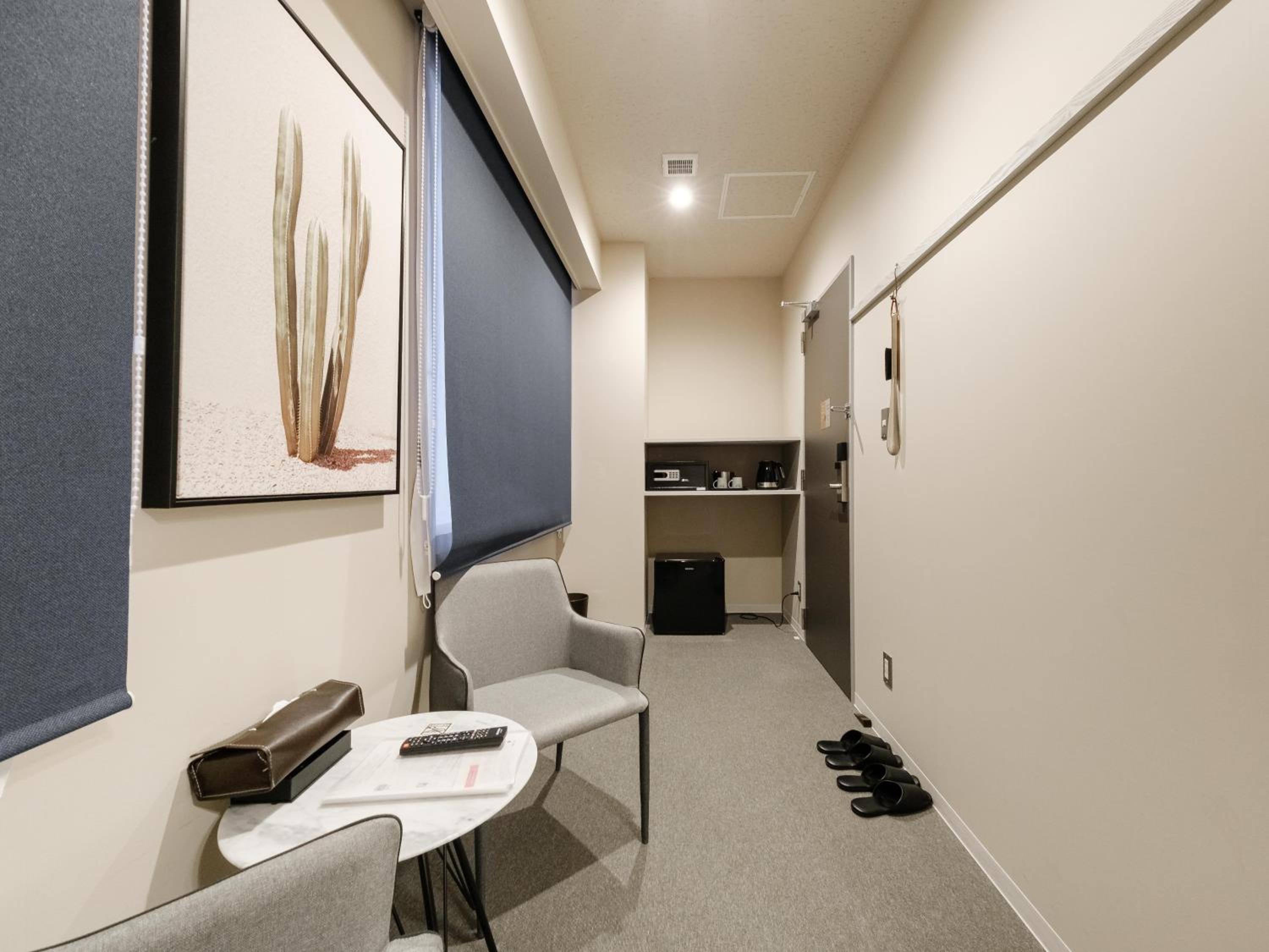 Moderate Twin Room B - Photo 7