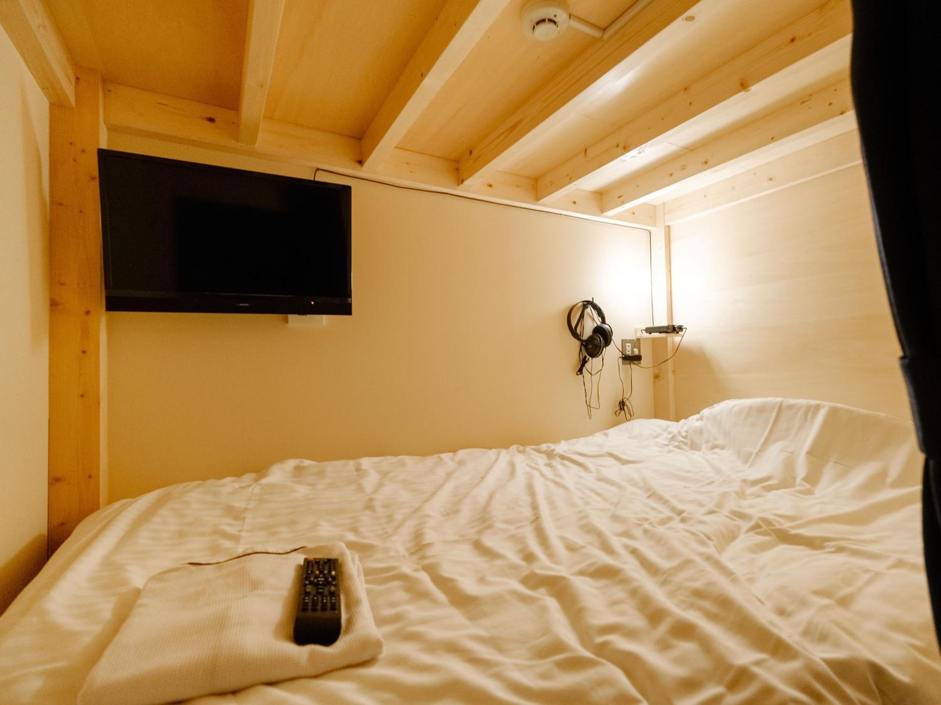 Deluxe Family Room - Photo 2