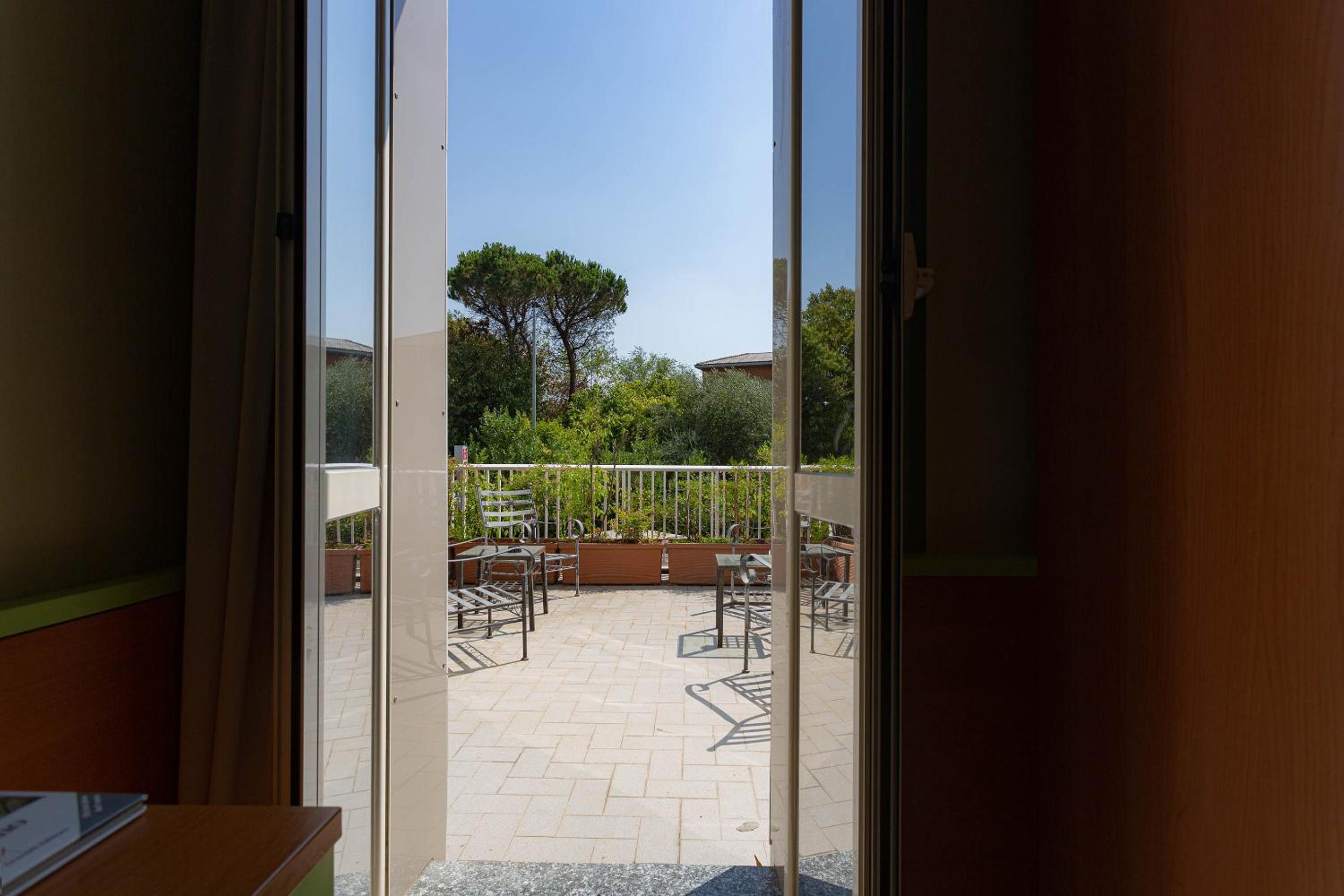 Triple Room - Photo 15