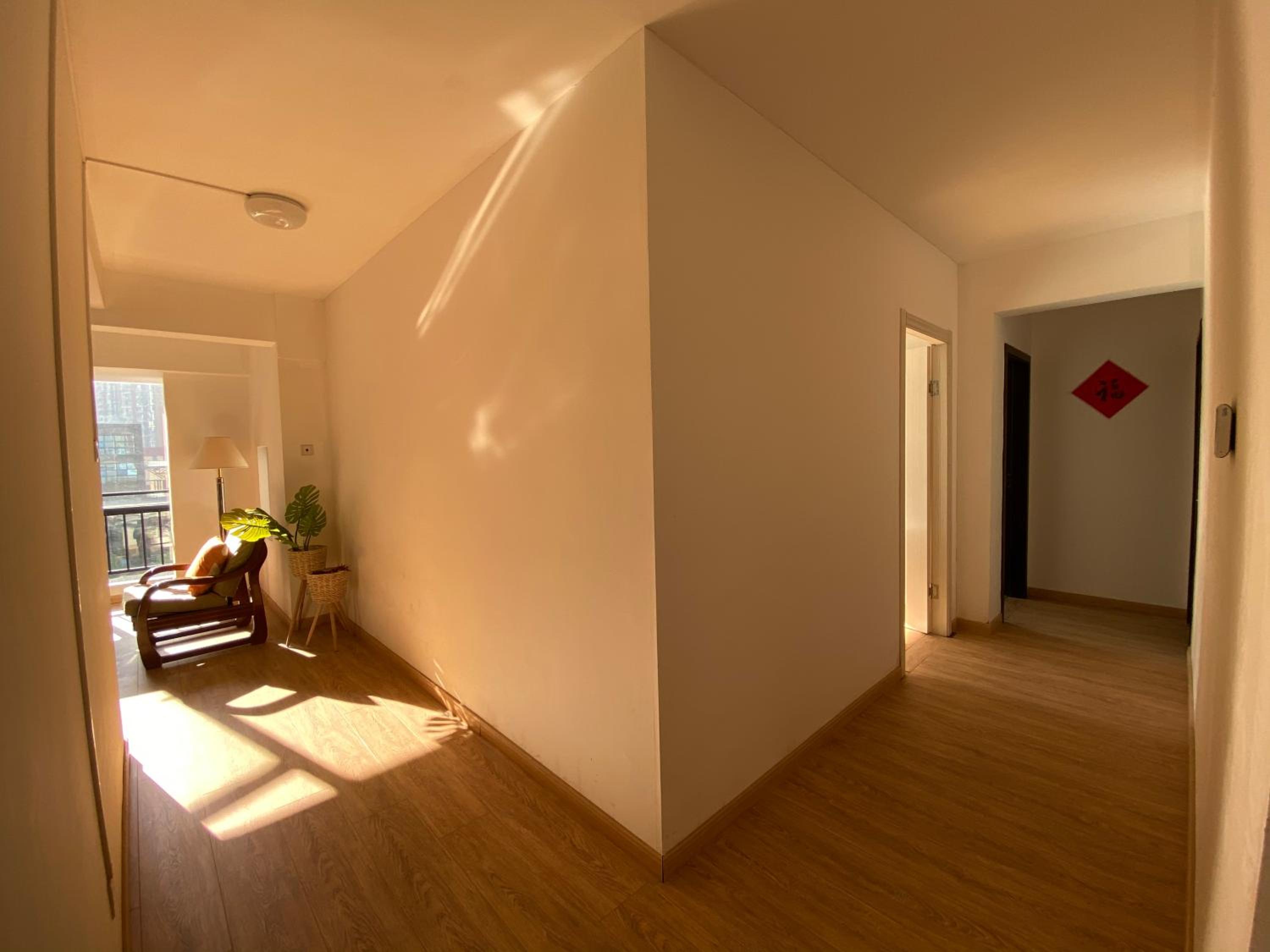 Four-Bedroom House photo 2