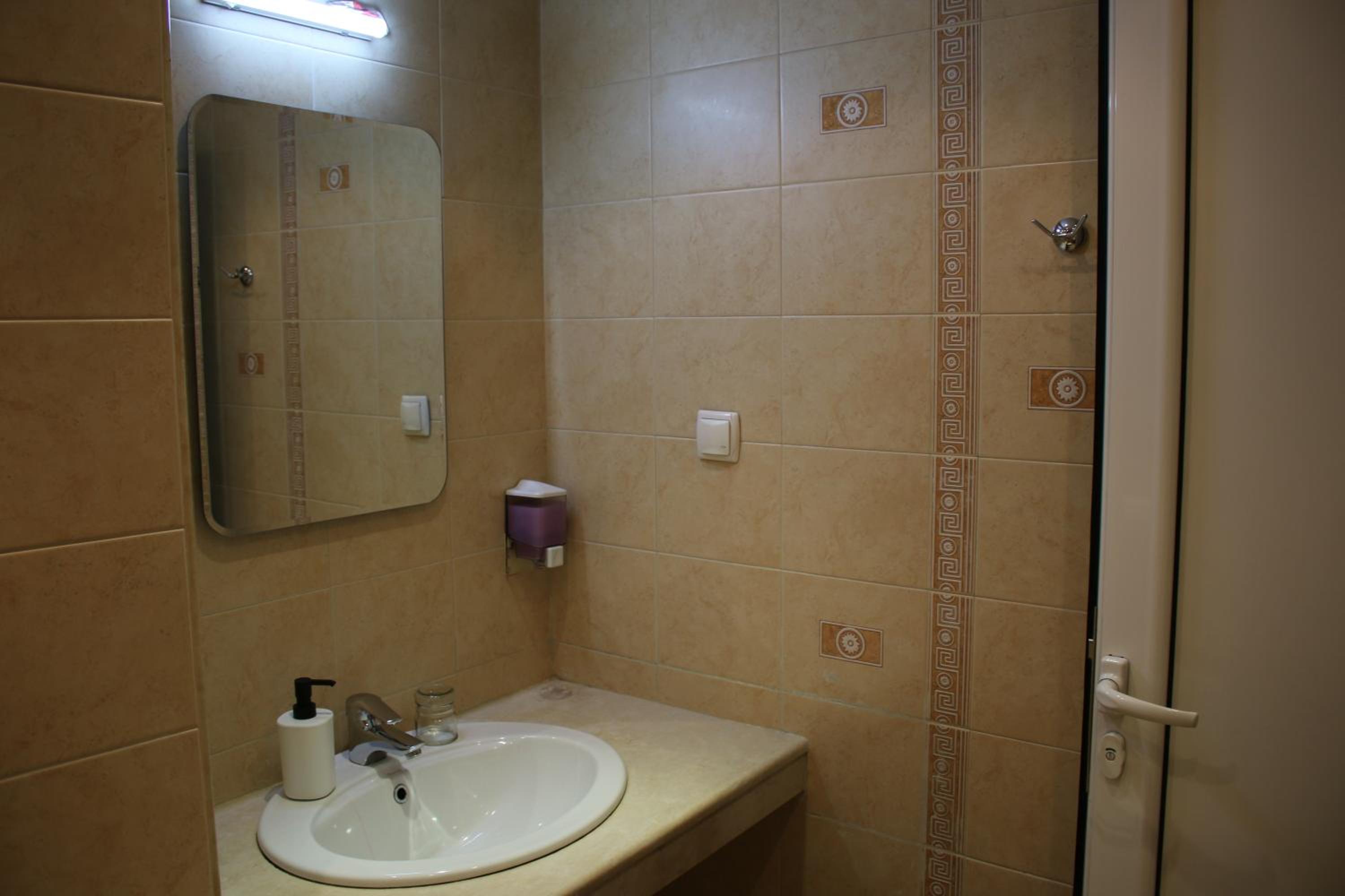 Apartment - Photo 5