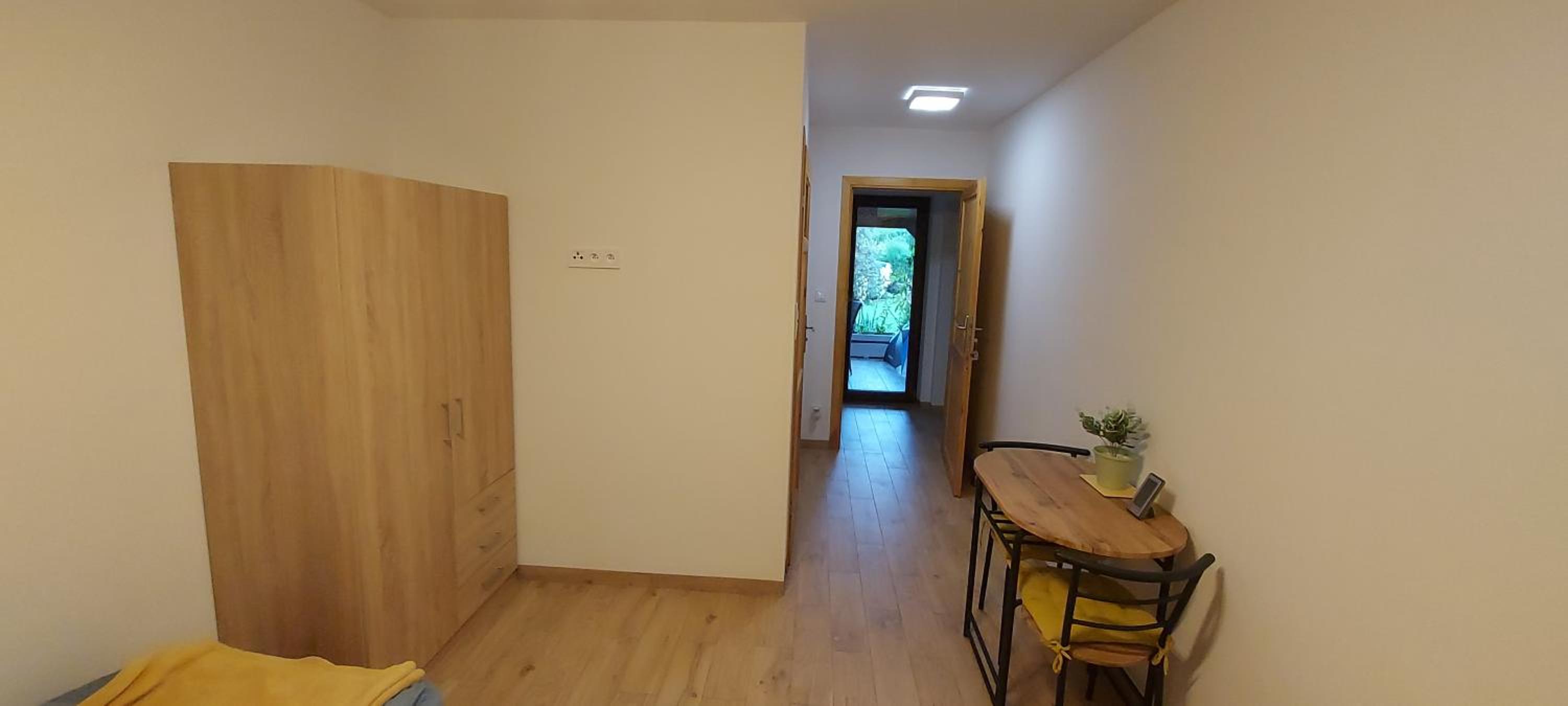 Double Room - Photo 3