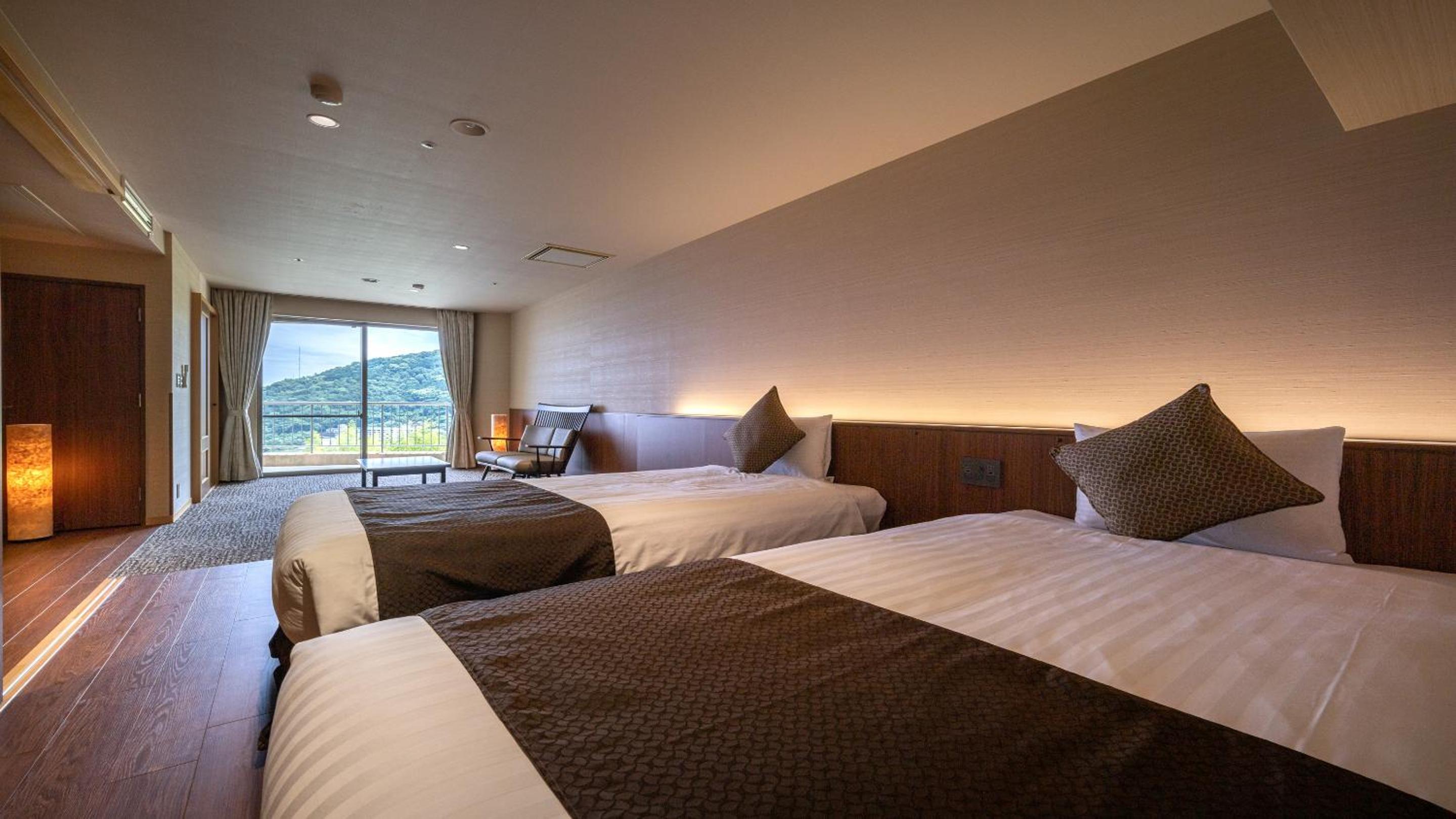 Twin Room Standard Non Smoking (With Living Room)