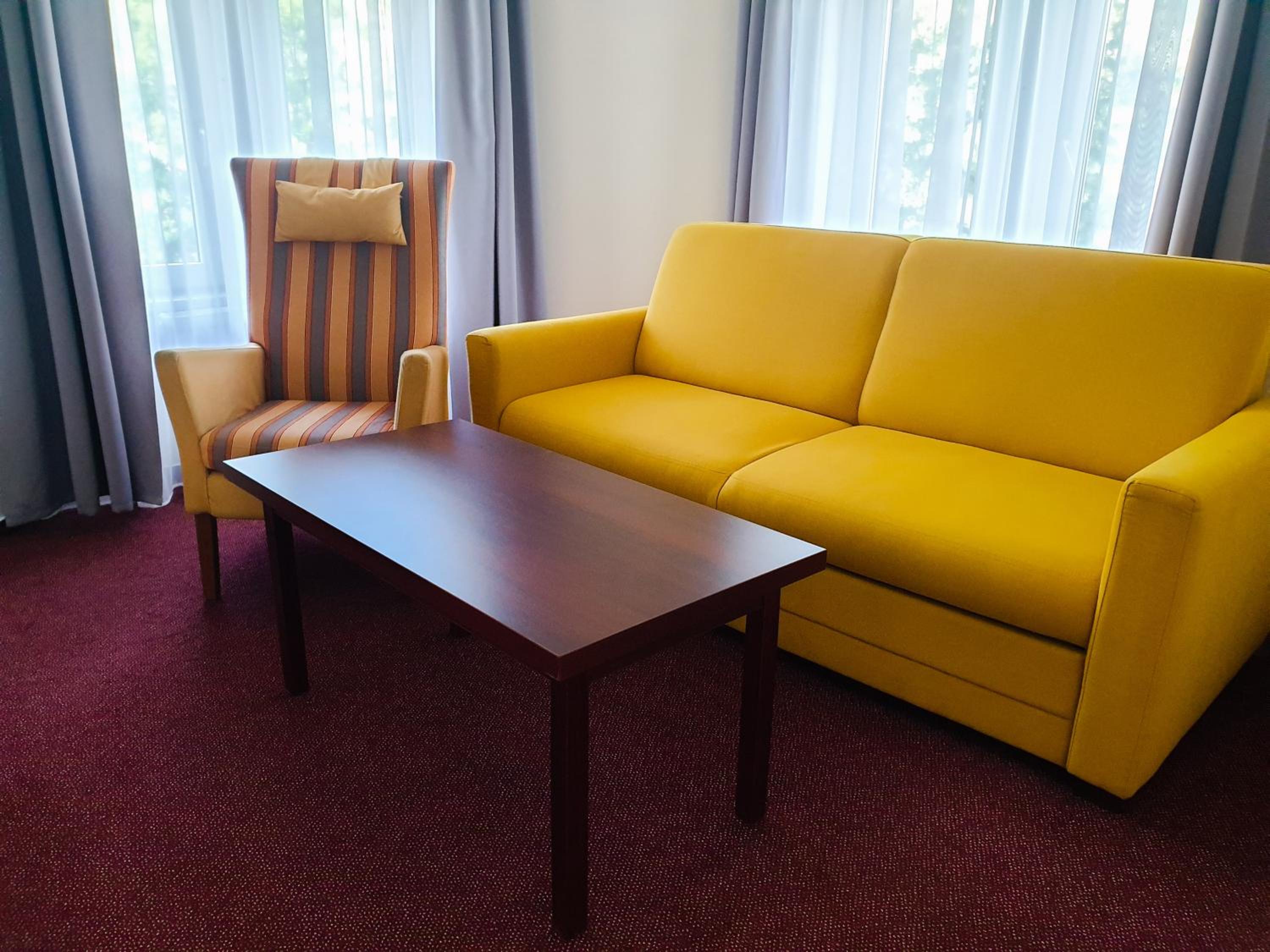 Deluxe Suite photo 2
