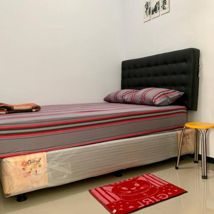 Three-Bedroom Villa photo 1