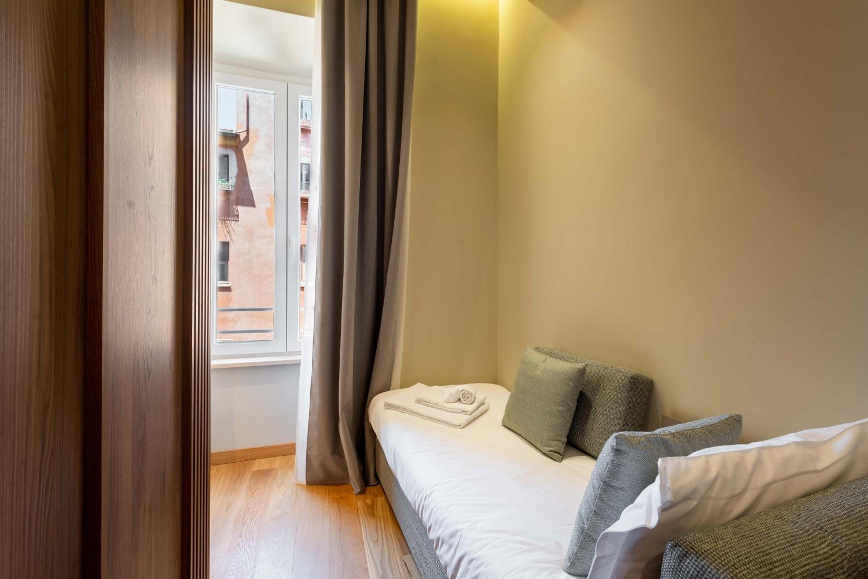 Deluxe Quadruple Room photo 3