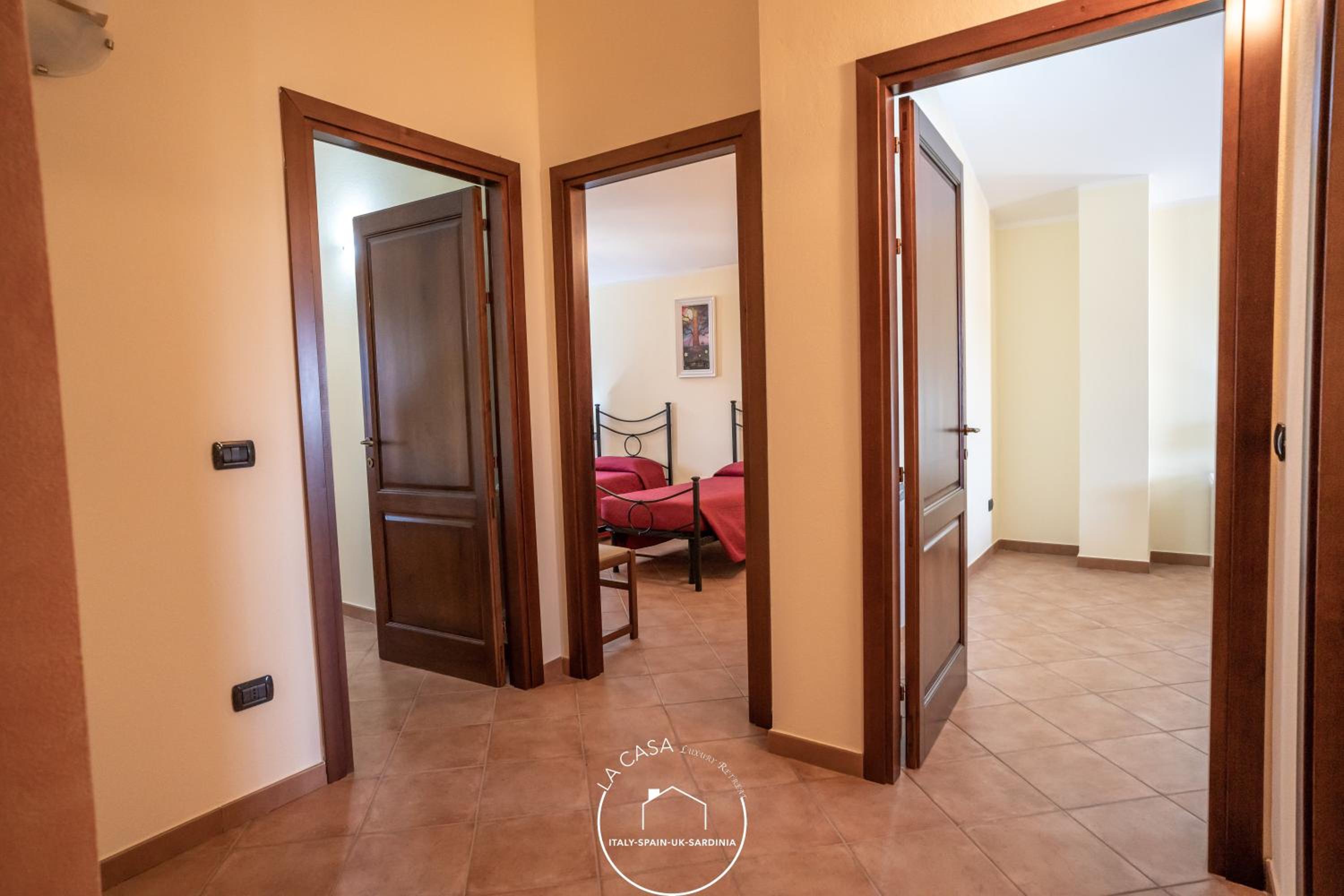 Villa photo 3