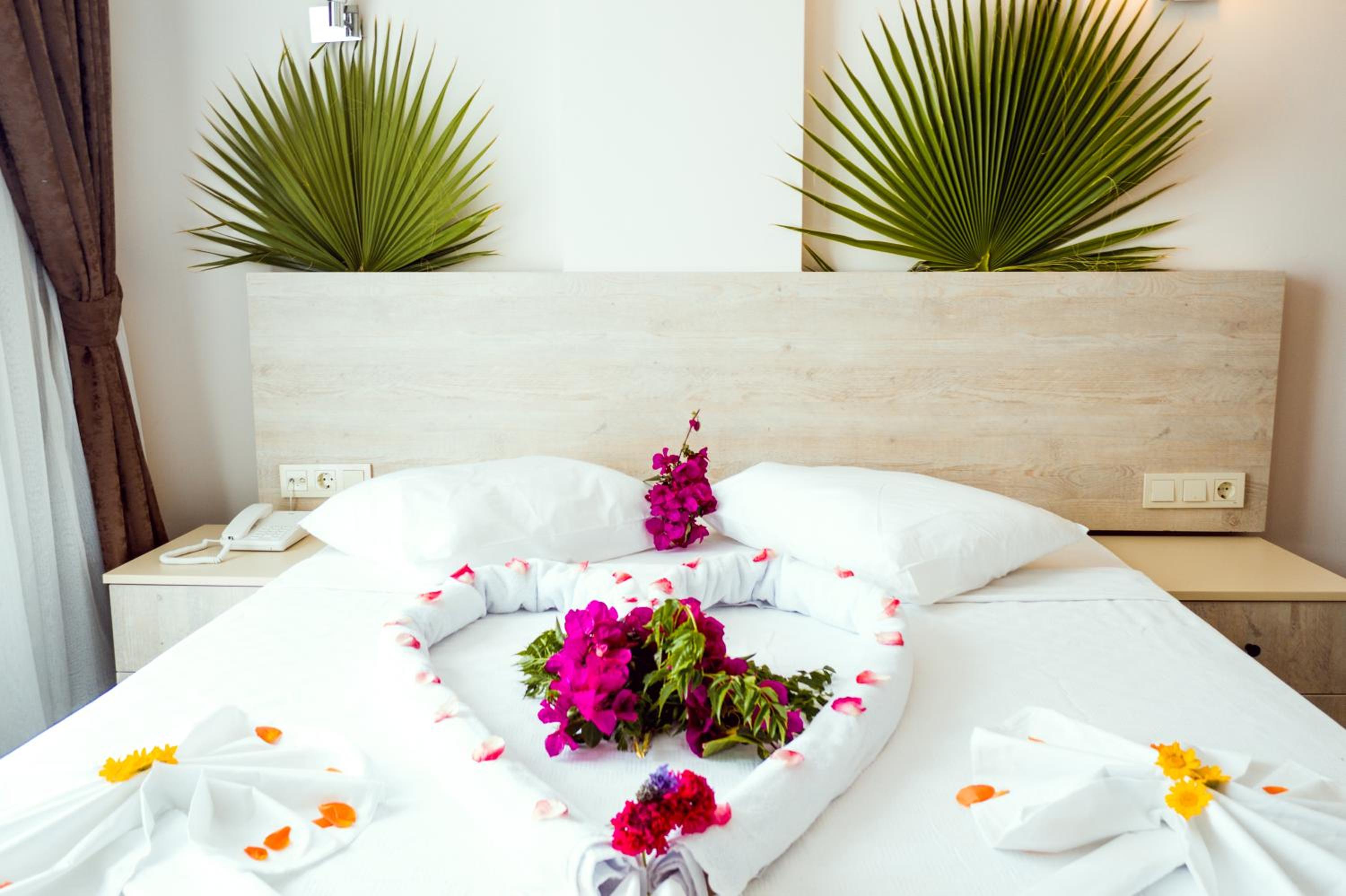 Double Room - Photo 8