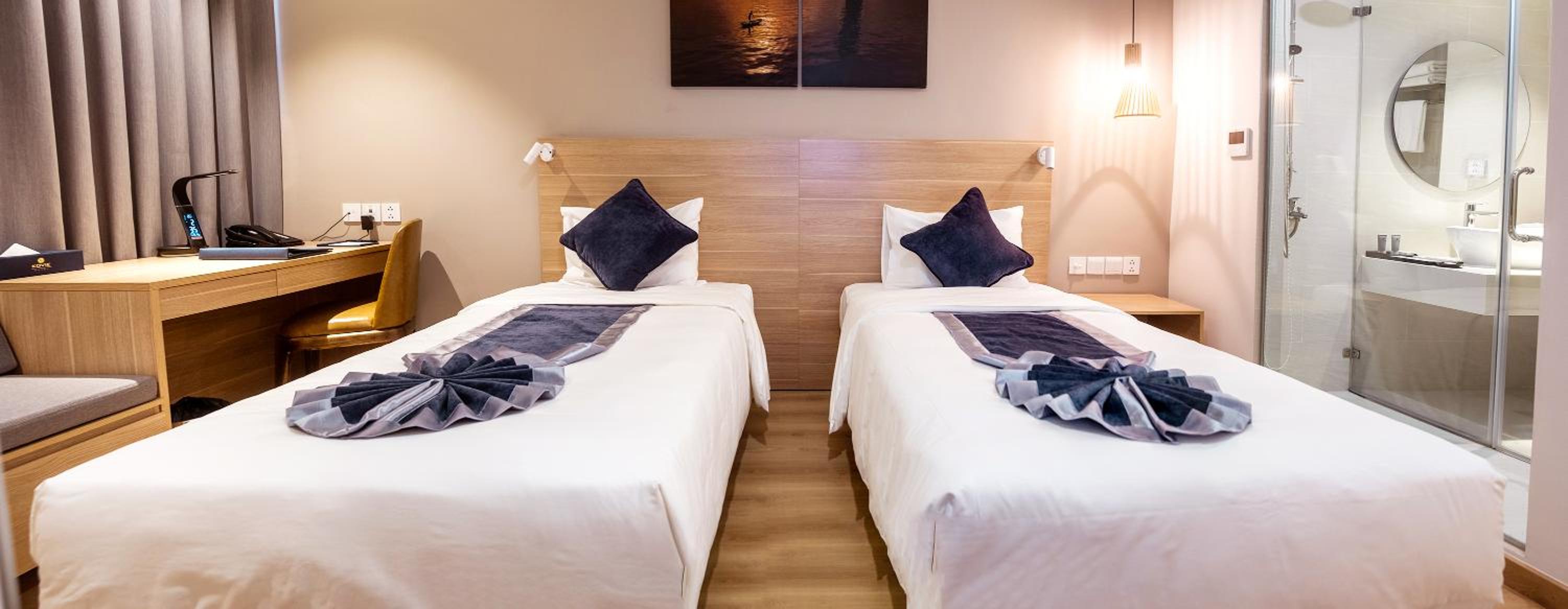 Standard Twin Room - Photo 1