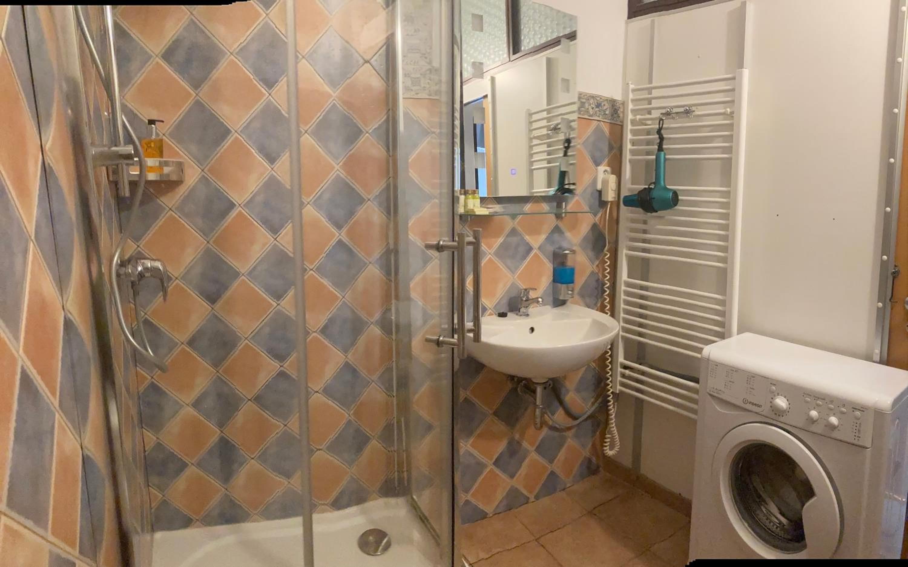 Single Room with Shared Shower and Toilet