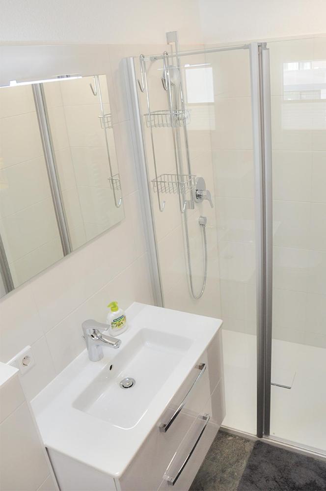 One-Bedroom Apartment with Balcony photo 3