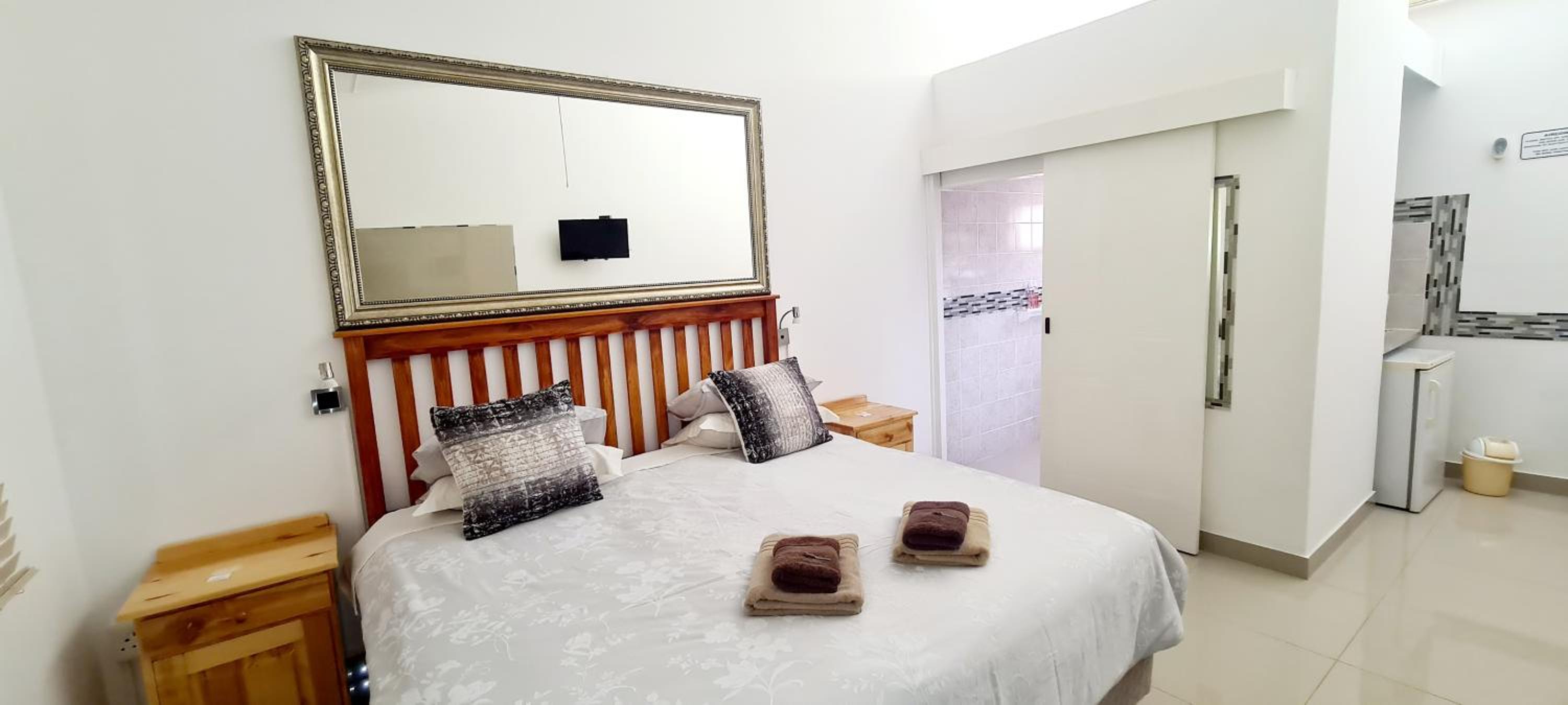 King Room with Garden View - Photo 1
