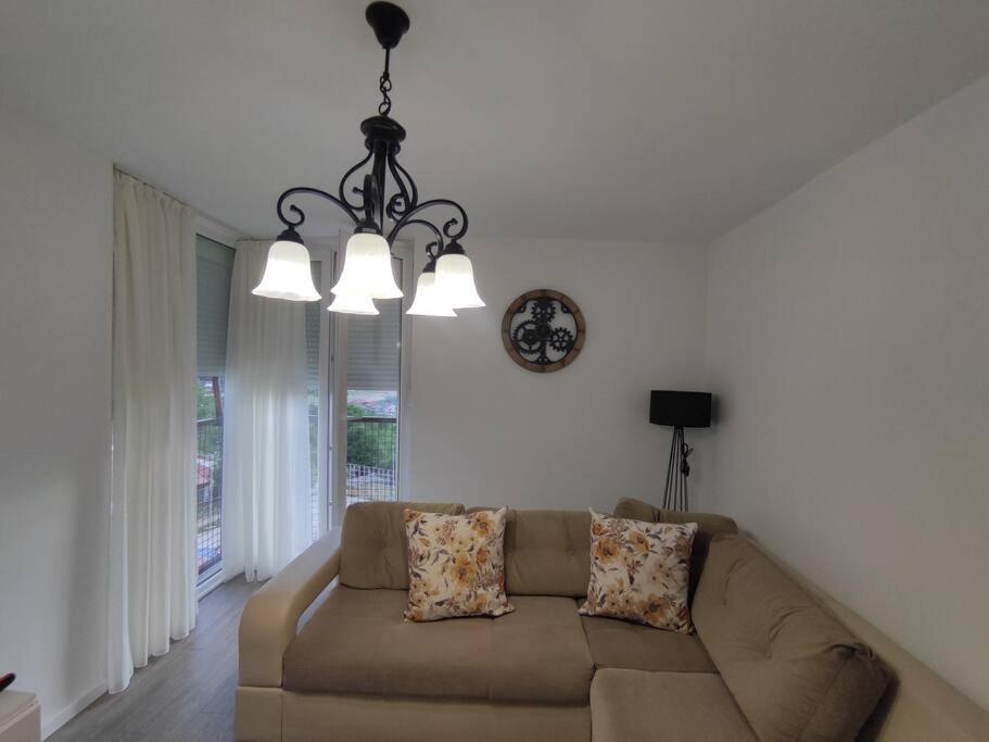 Two-Bedroom Apartment - Photo 19