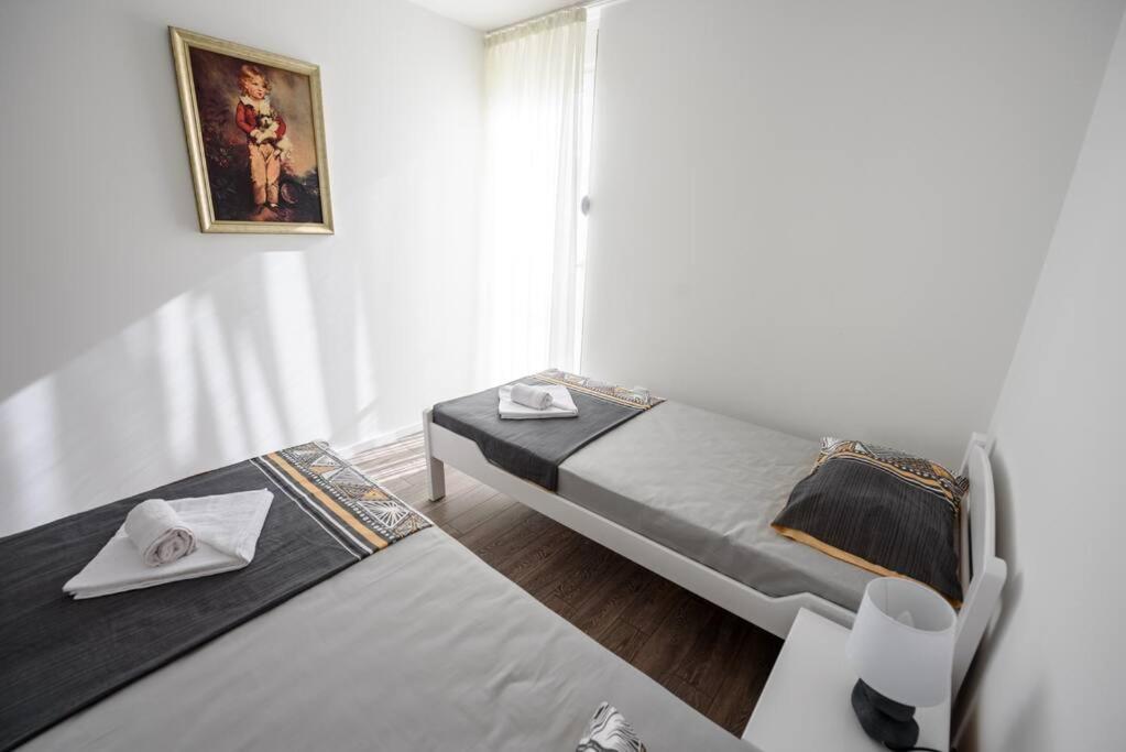Two-Bedroom Apartment - Photo 43