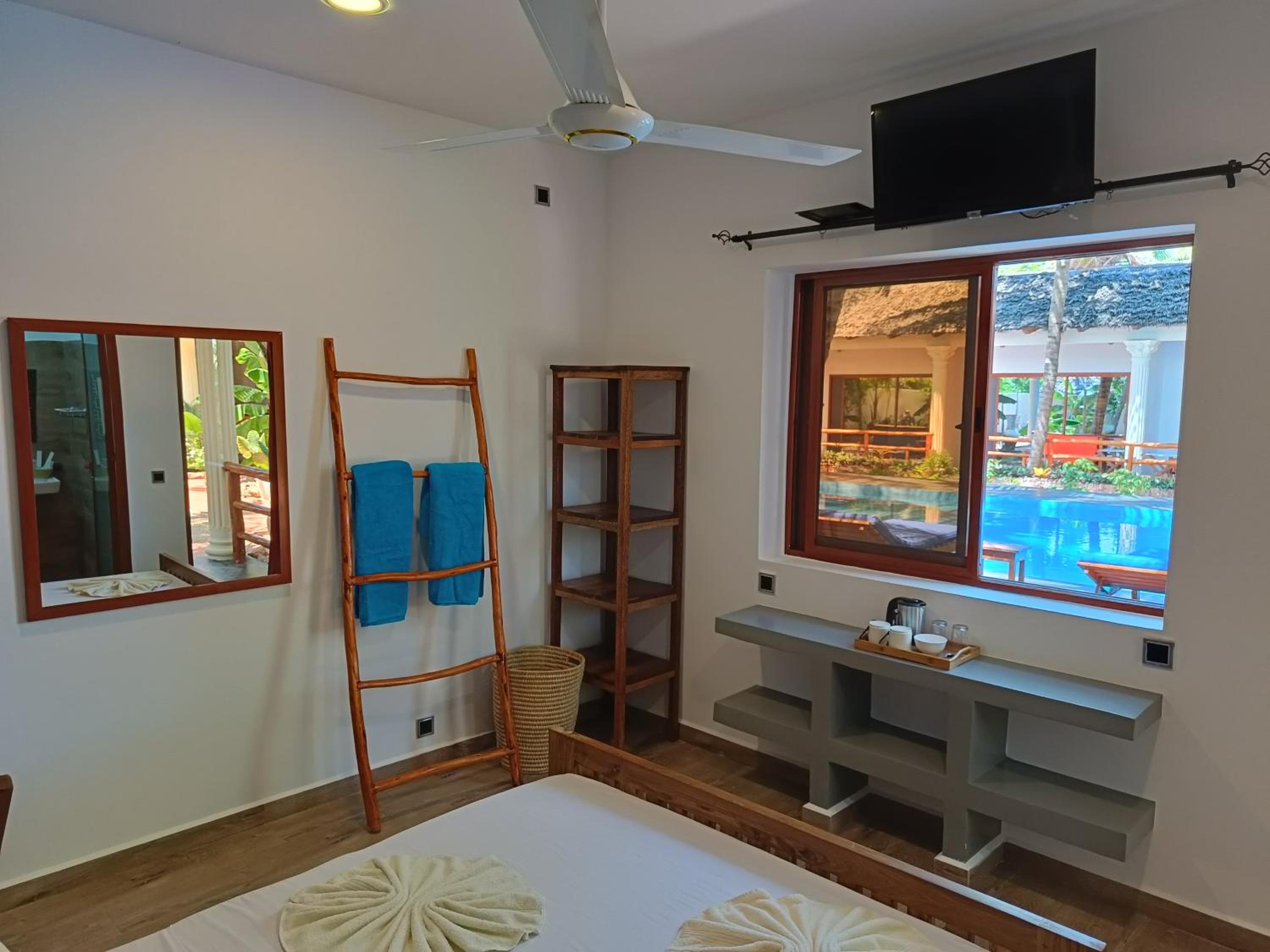 Standard Double Room - Photo 2