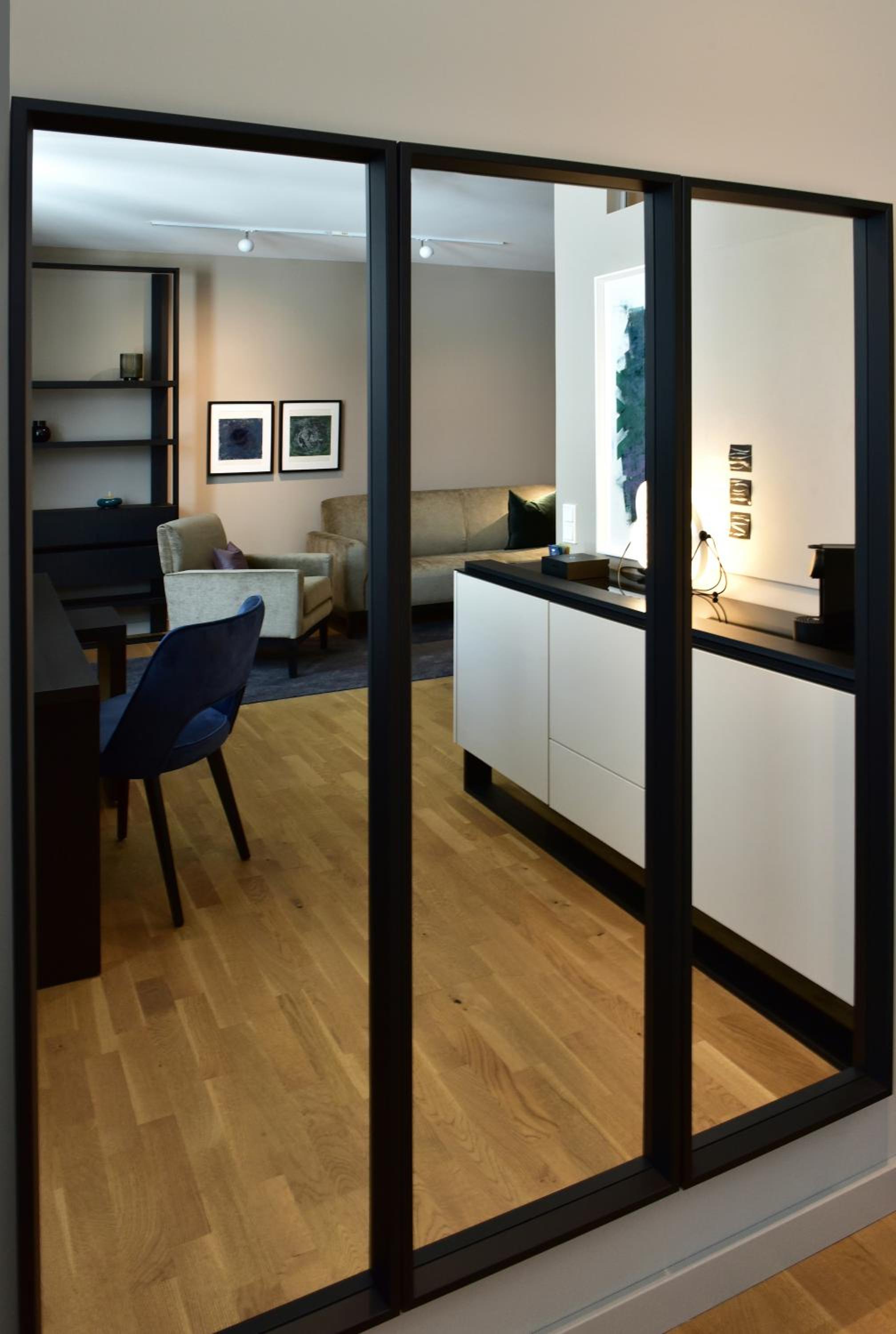 Suite - Photo 9
