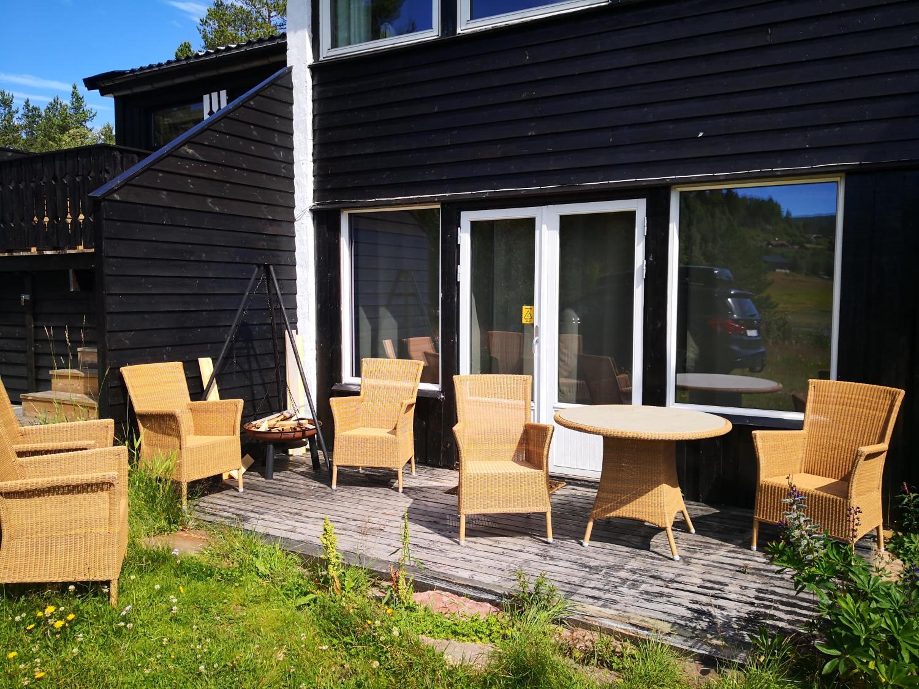 Apartment with Lake View photo 2