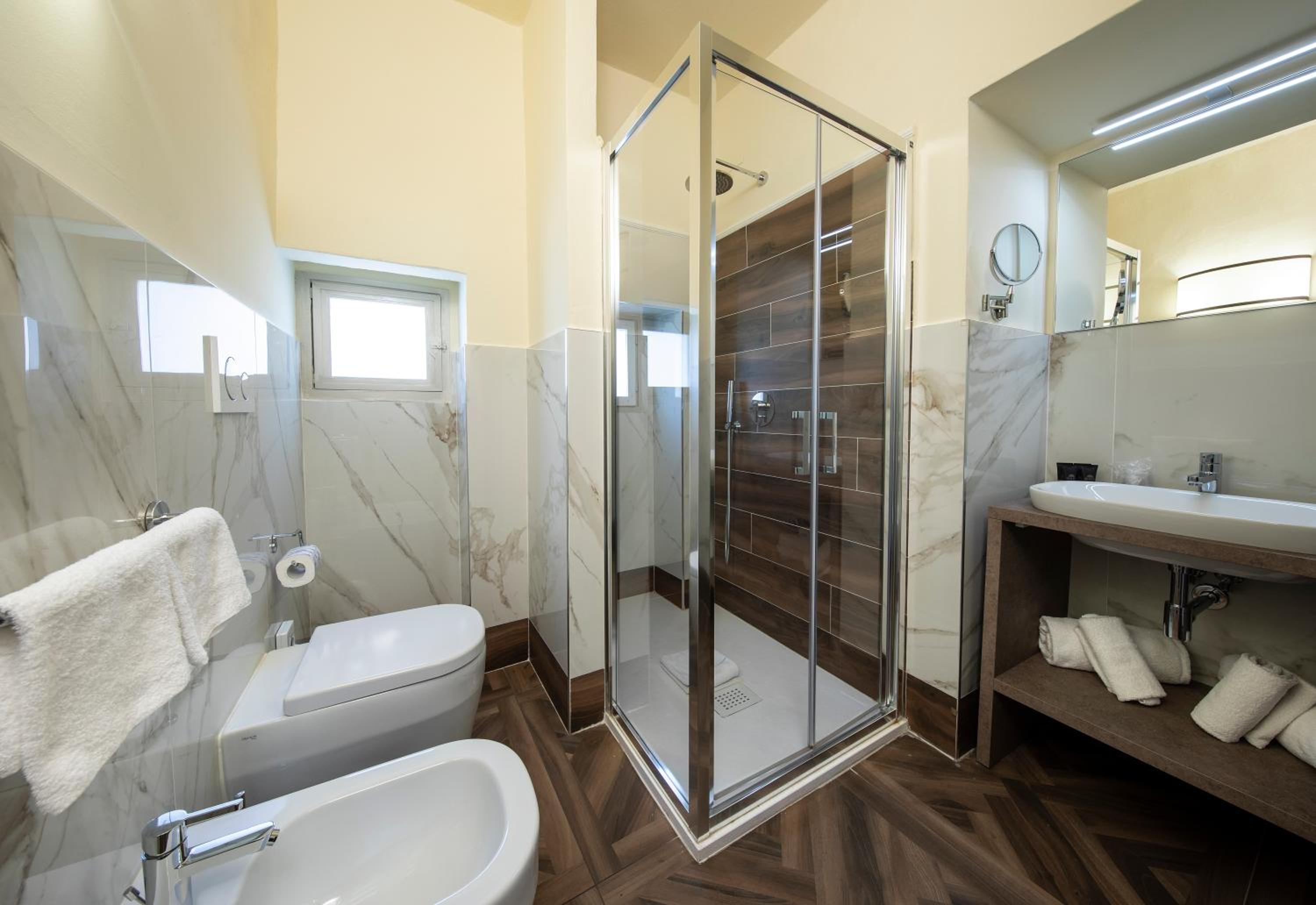 Superior Double or Twin Room photo 2