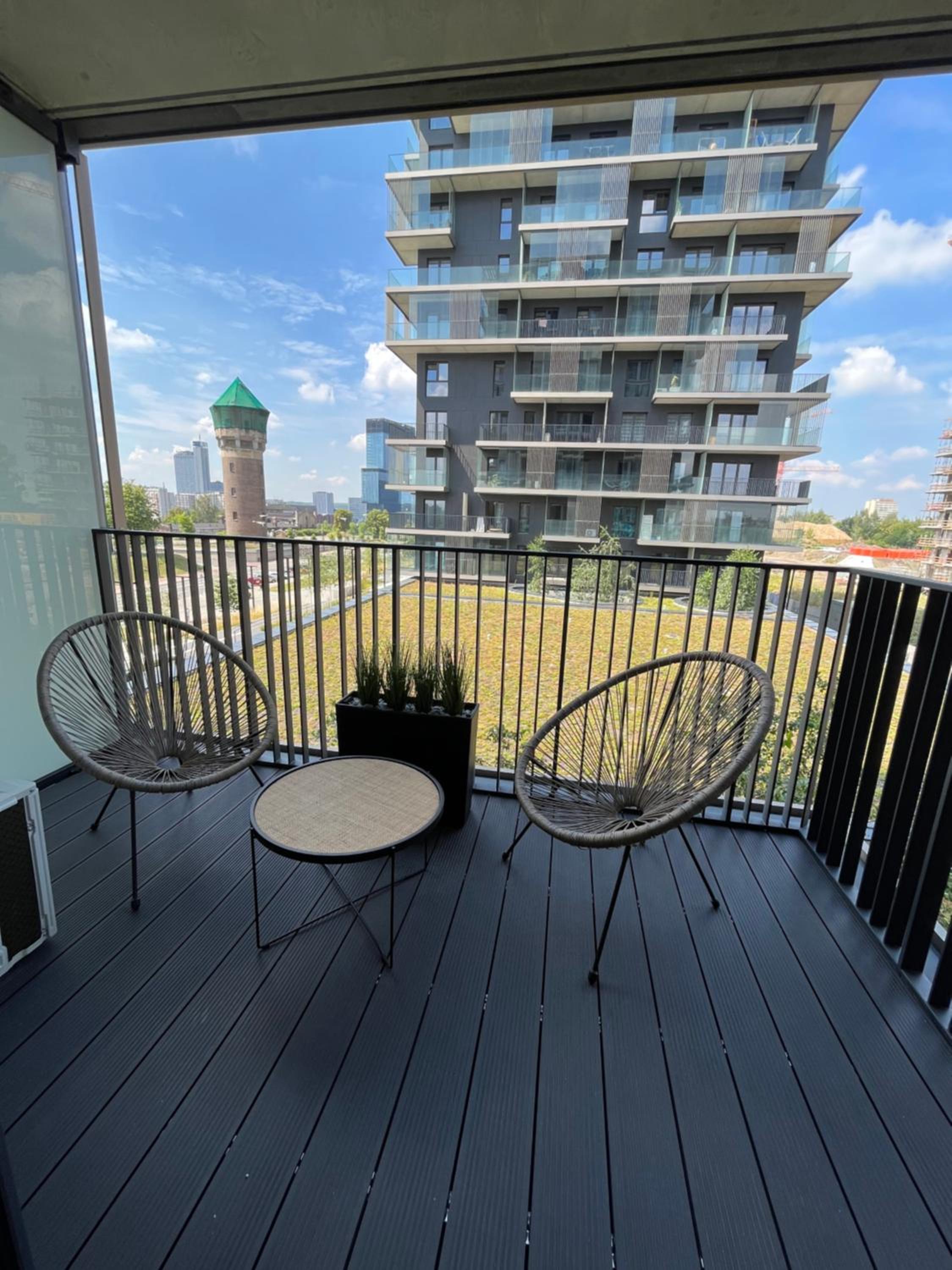 One-Bedroom Apartment - Photo 16