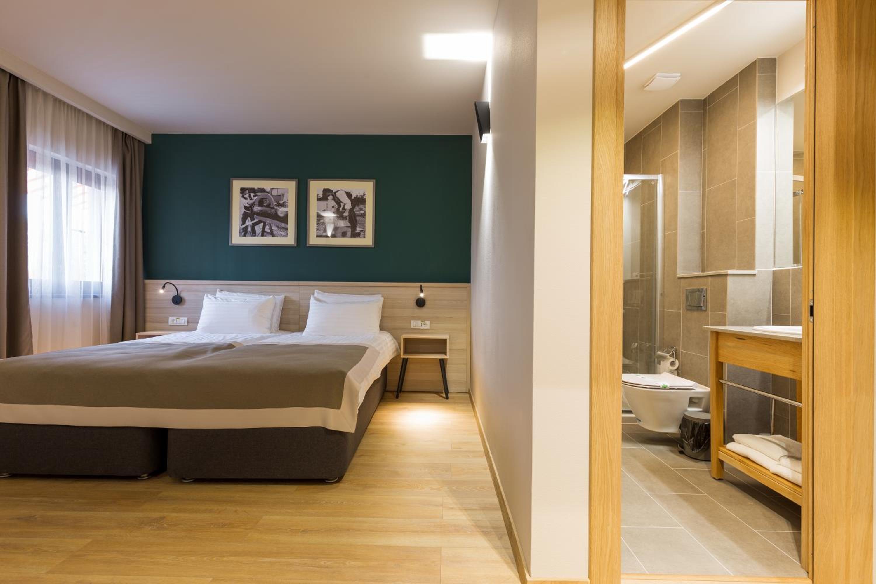 Double Room photo 3