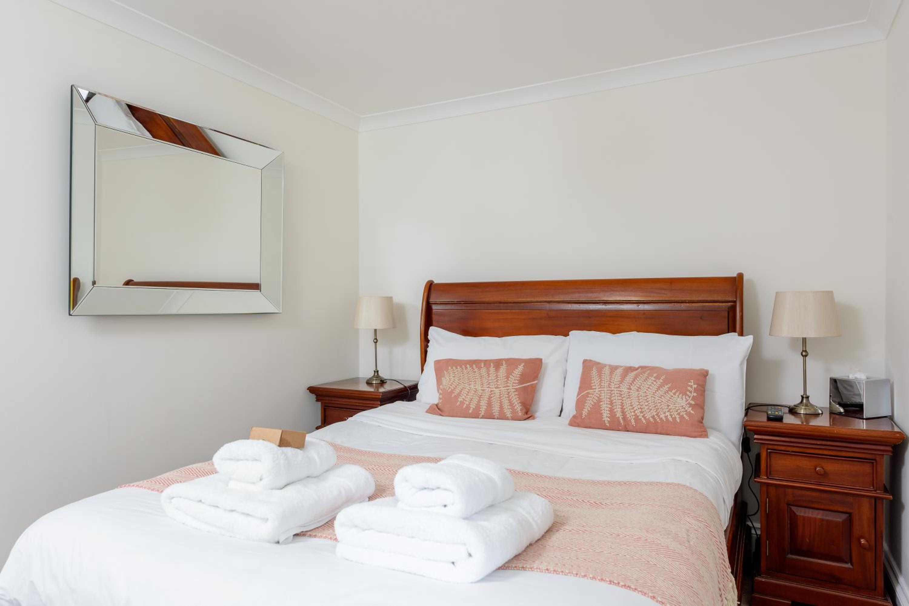 Economy Double Room - Photo 2