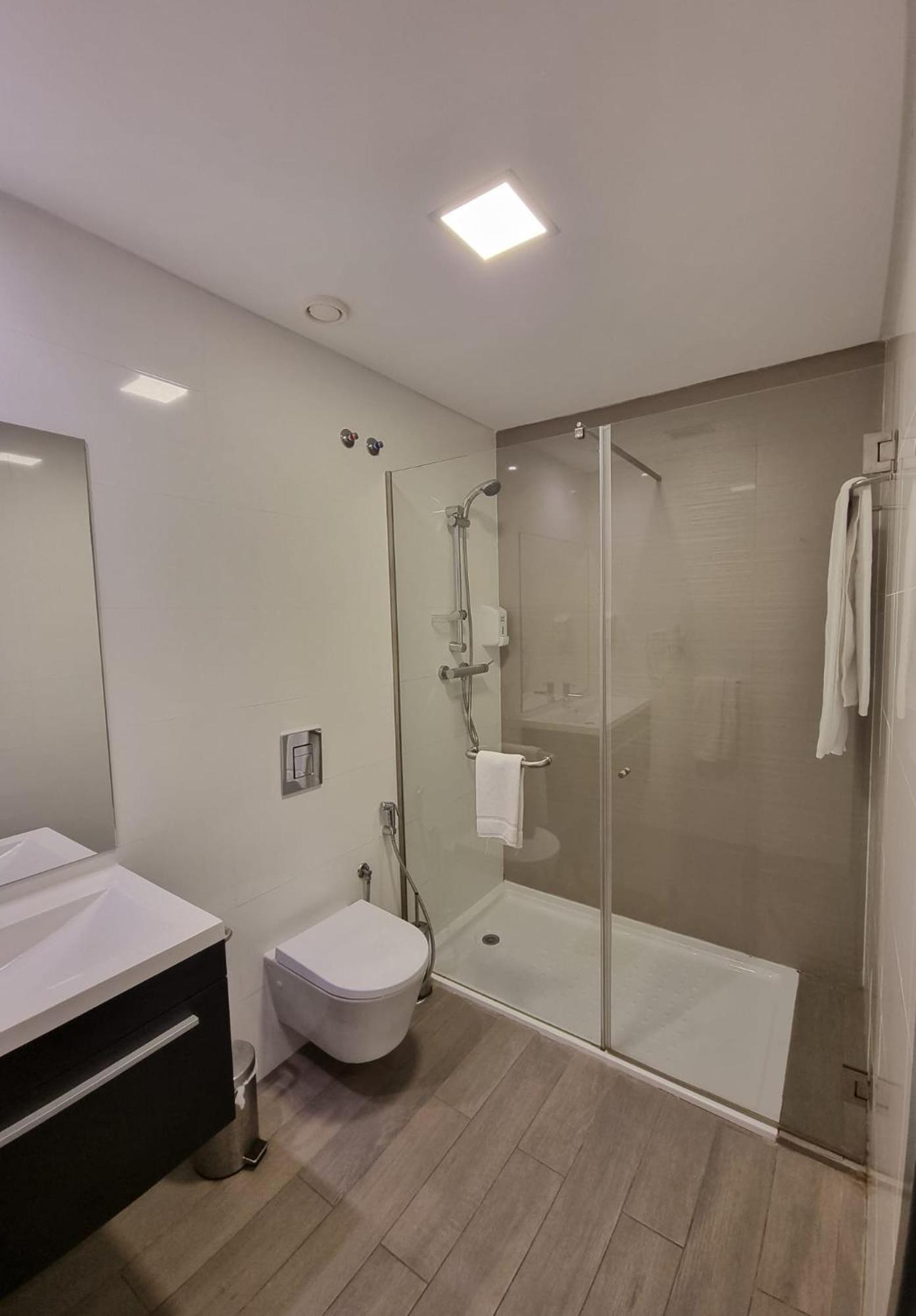 Double or Twin Room photo 2