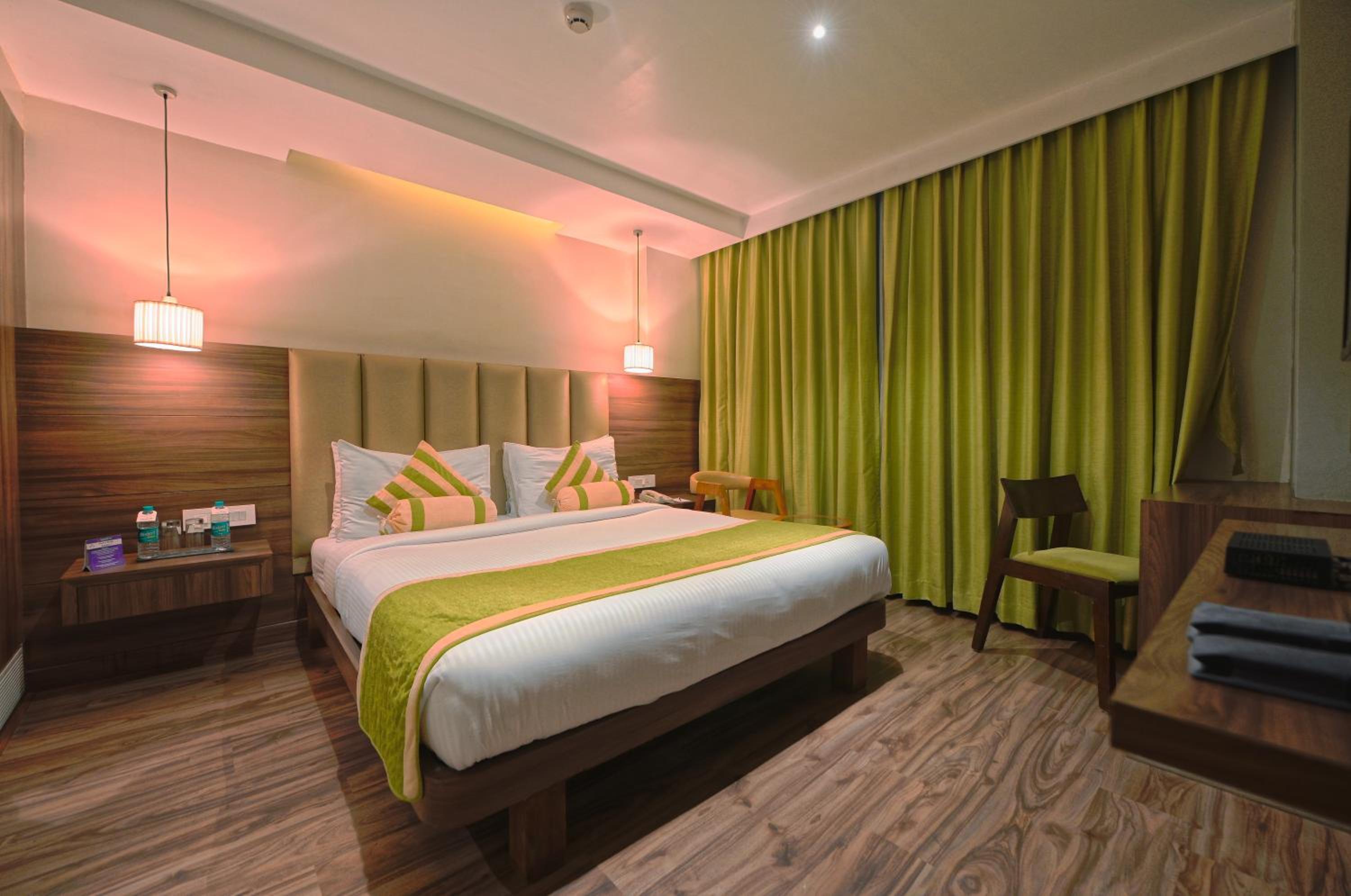 Club Double Room photo 2
