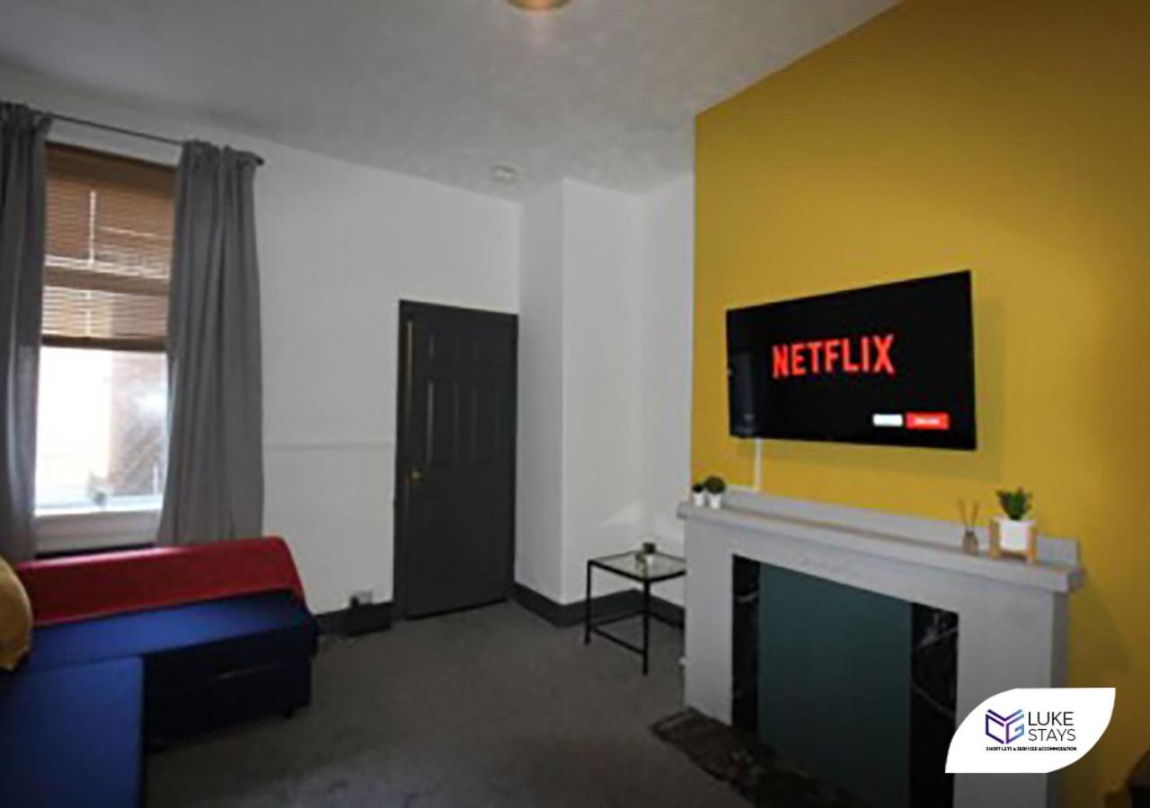 Two-Bedroom Apartment photo 2